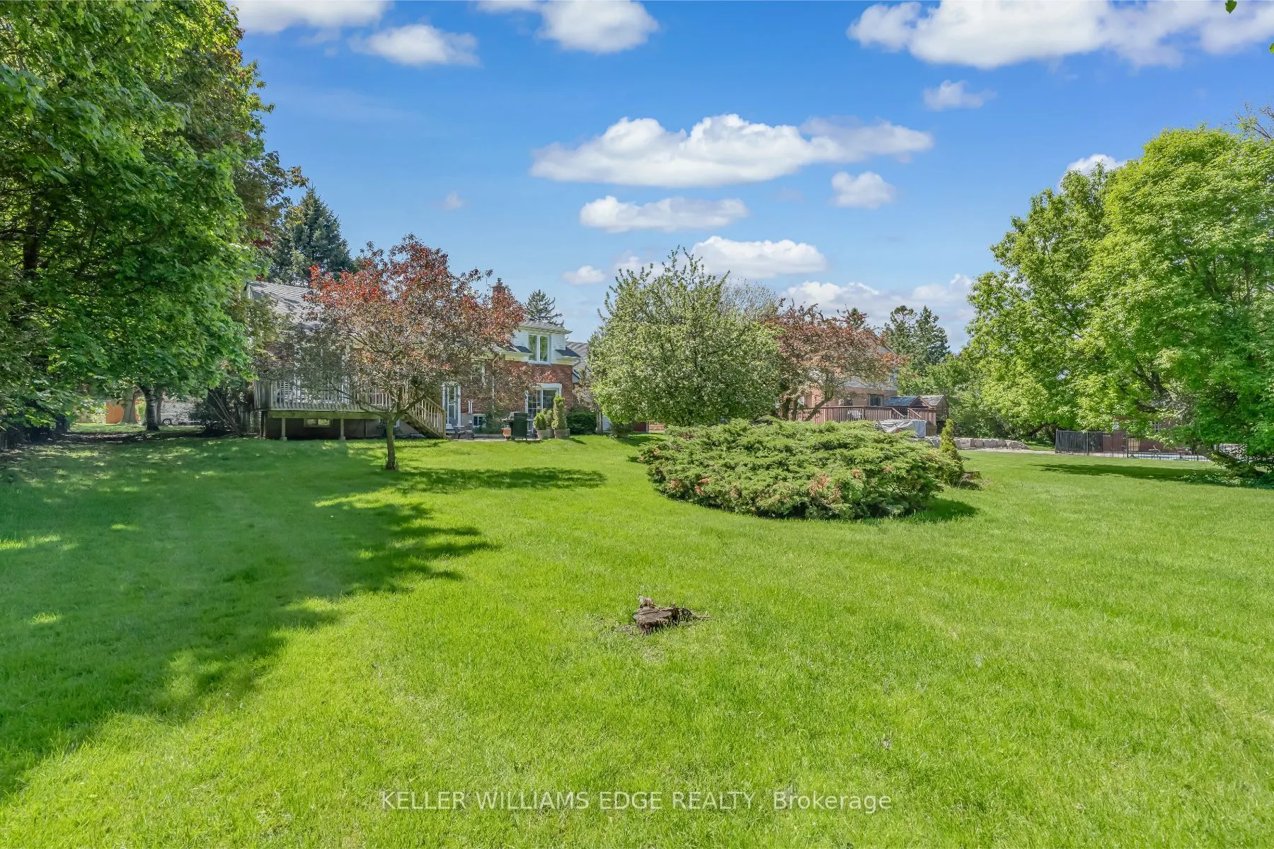 41 McNab Boulevard
