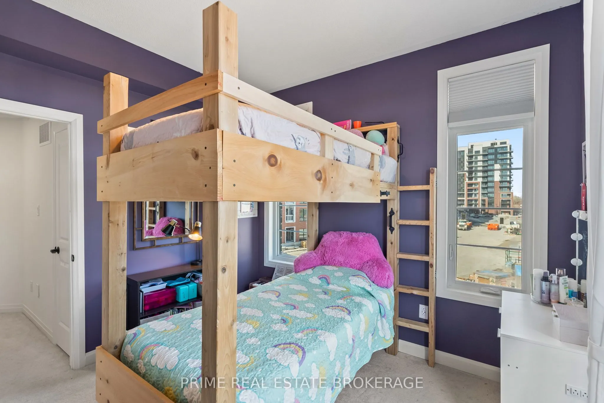 2 King William Way