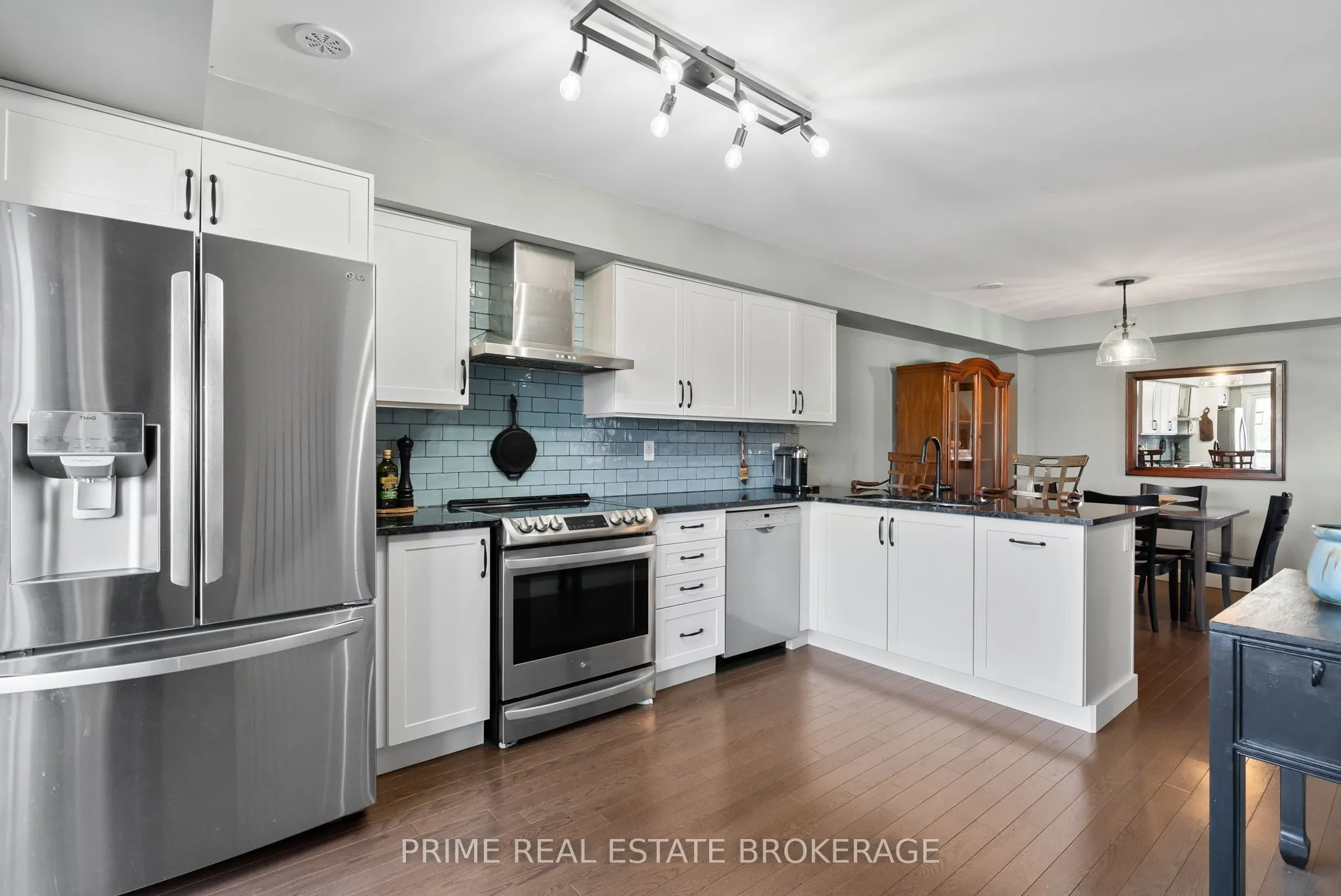 2 King William Way