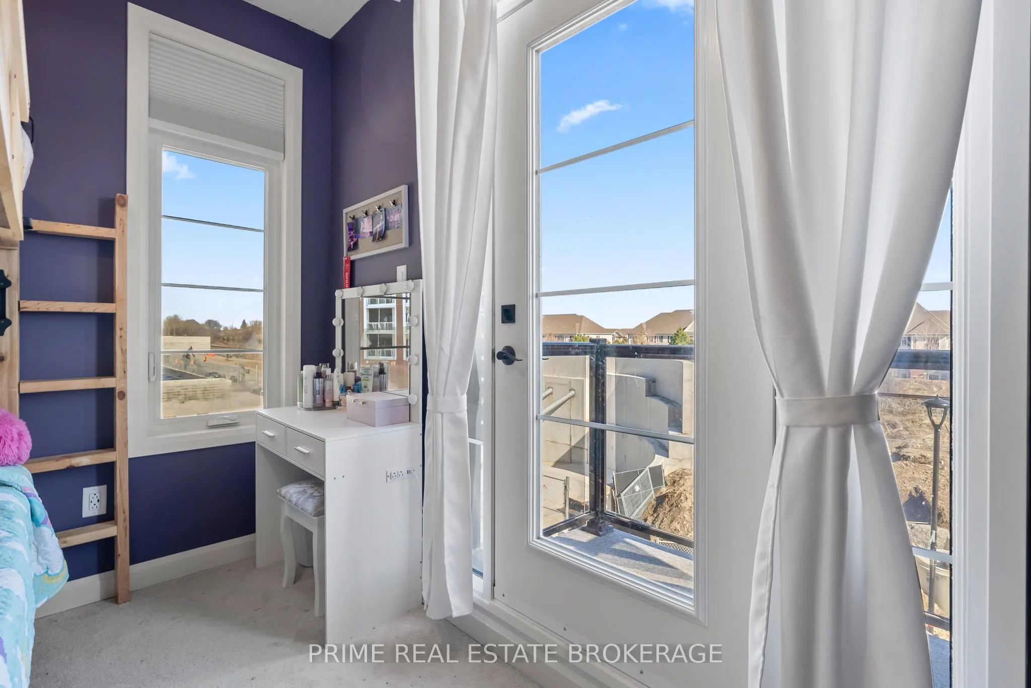 2 King William Way