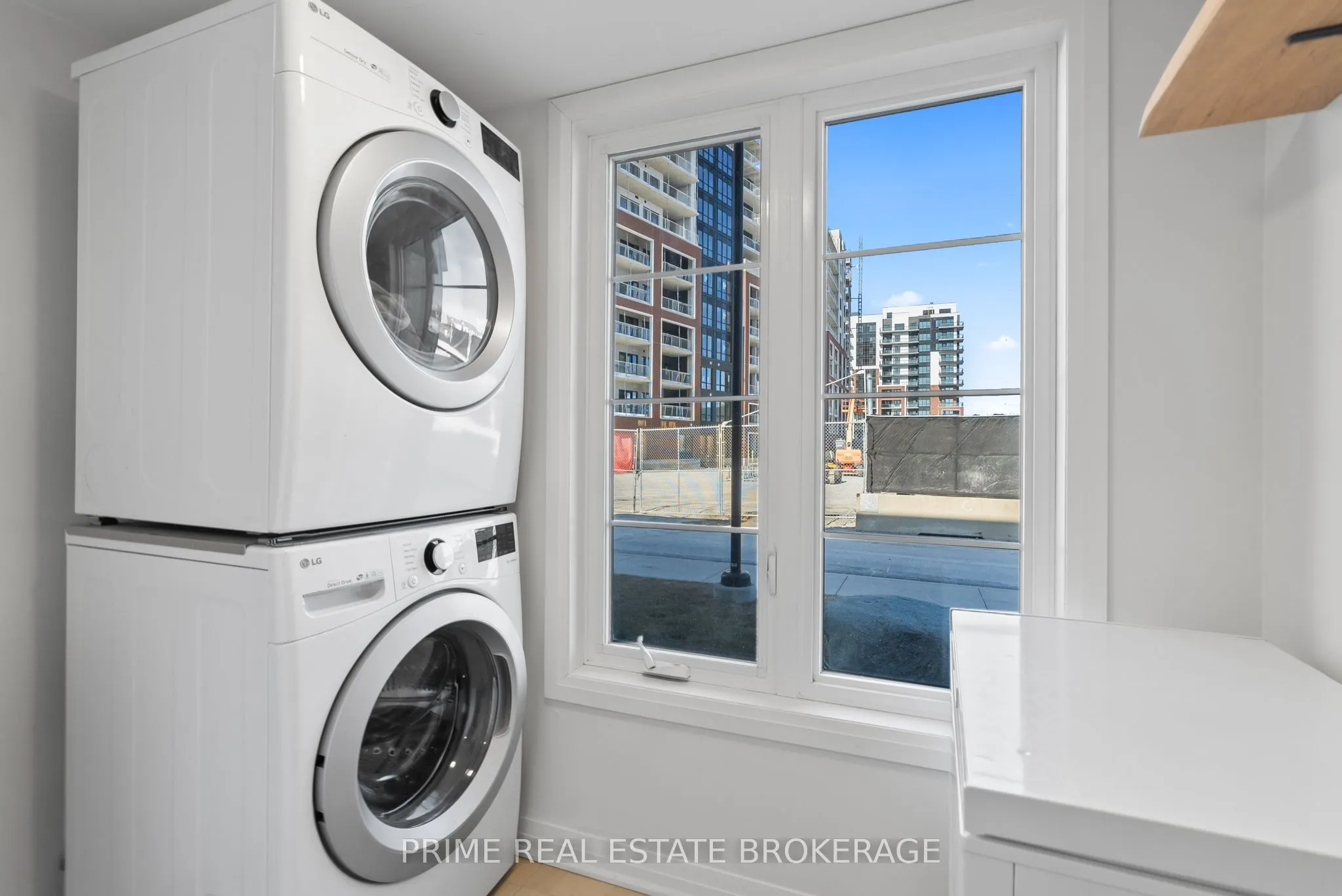 2 King William Way