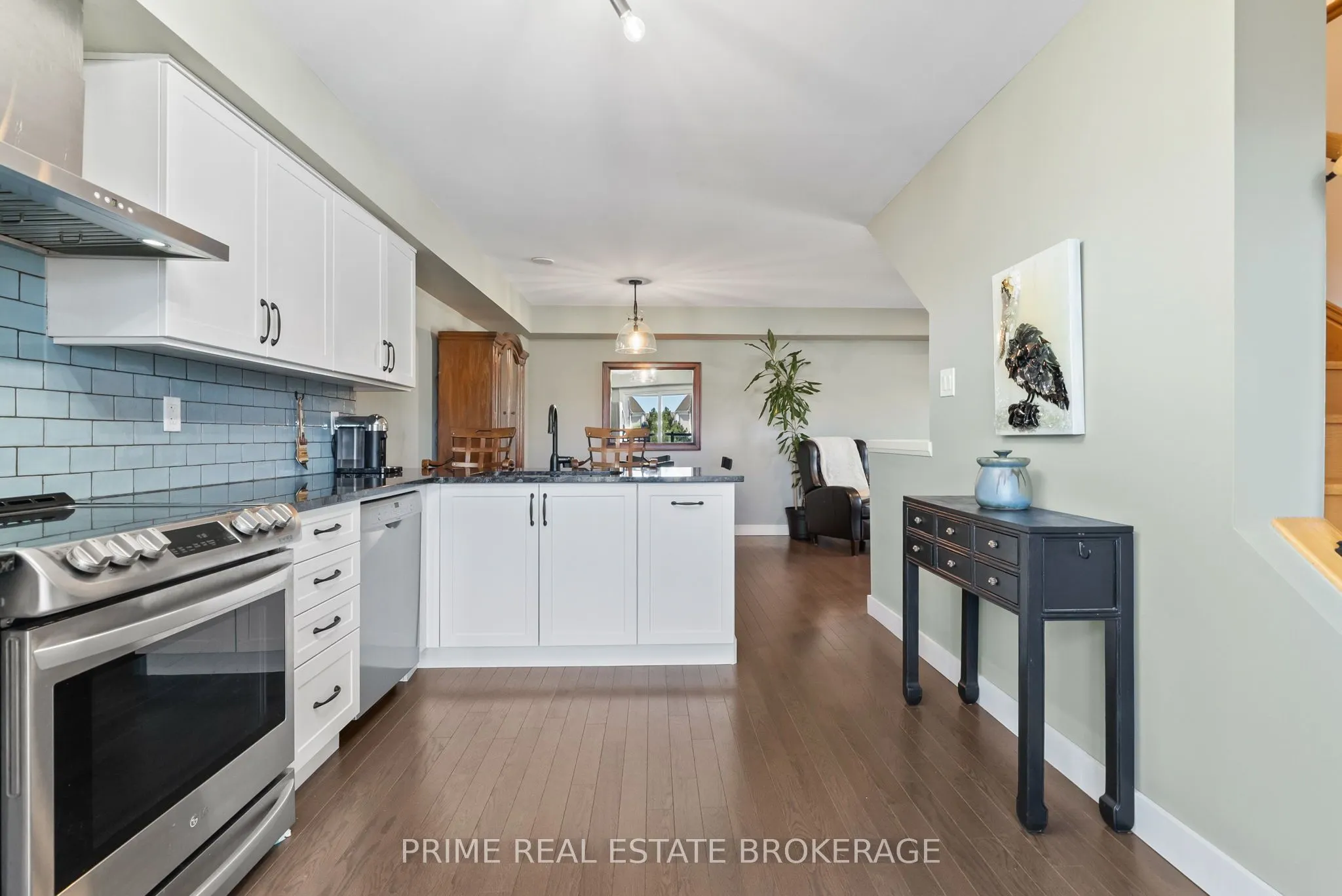 2 King William Way