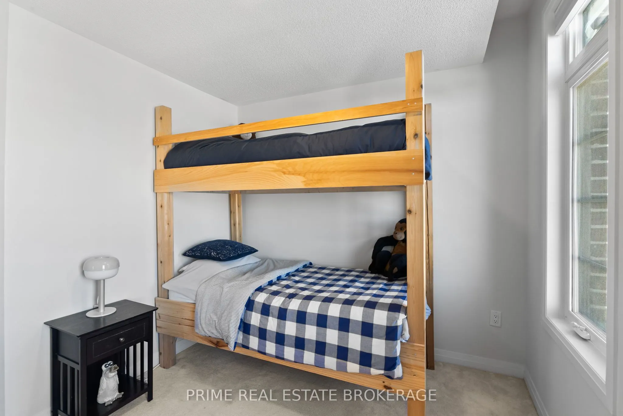 2 King William Way