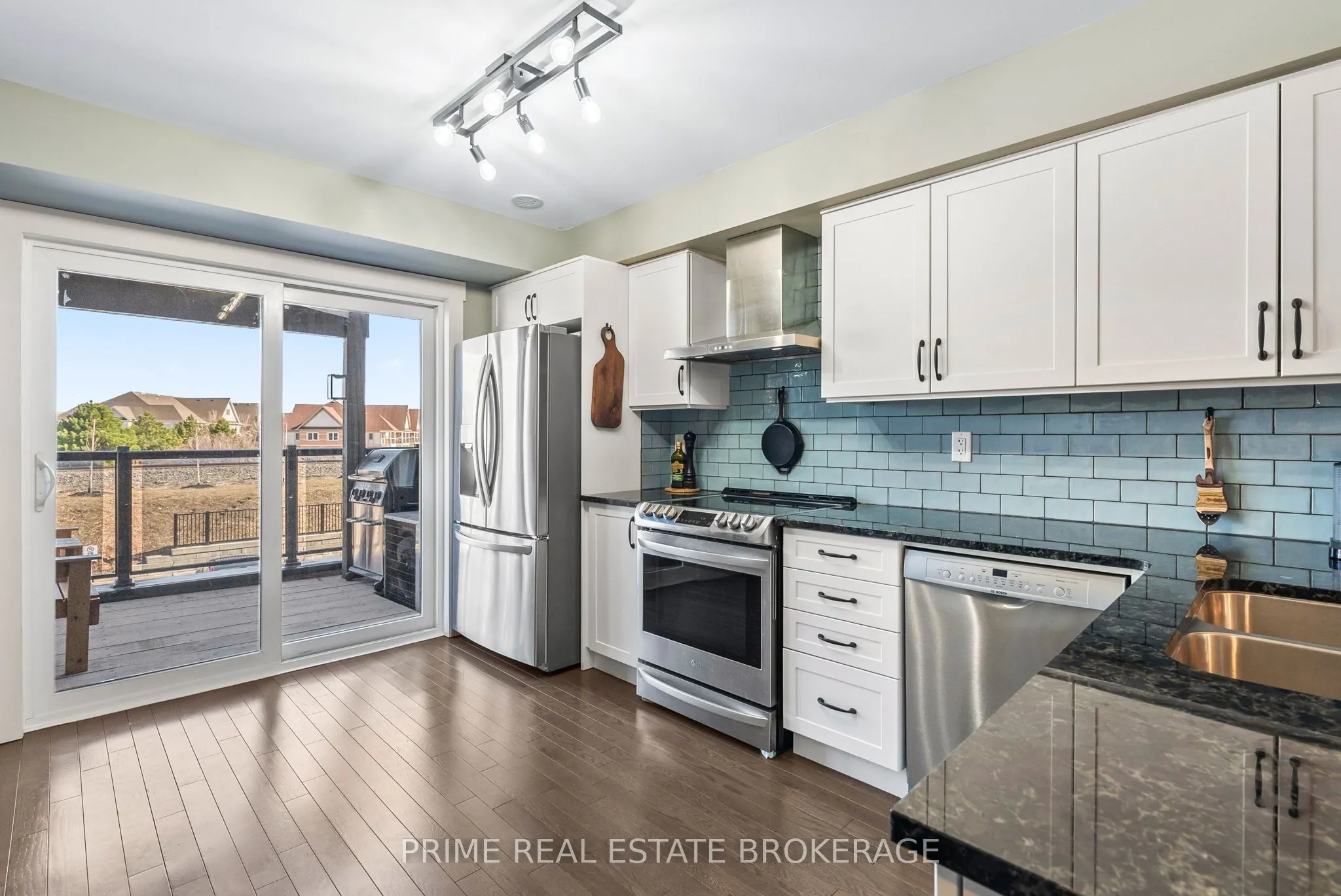 2 King William Way