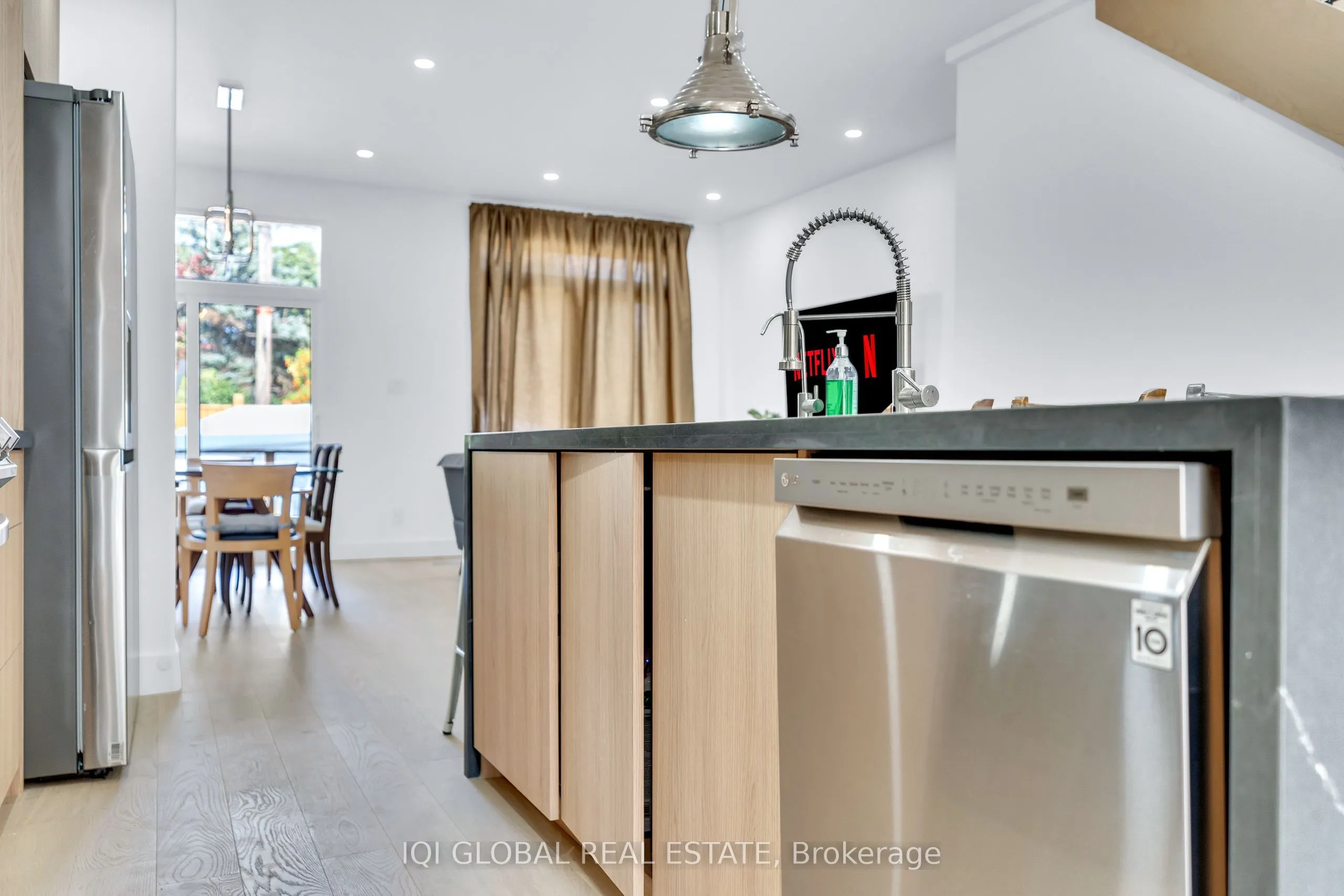47 Manderley Drive
