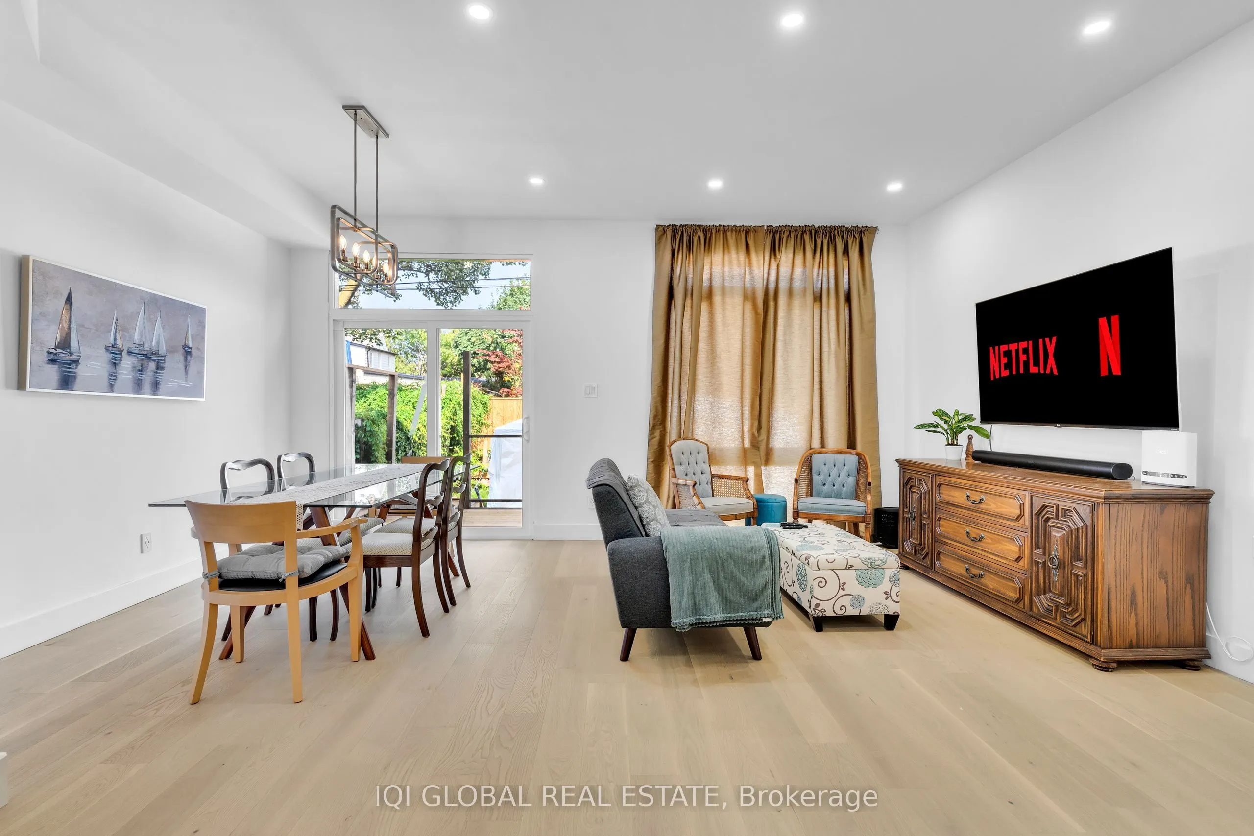 47 Manderley Drive