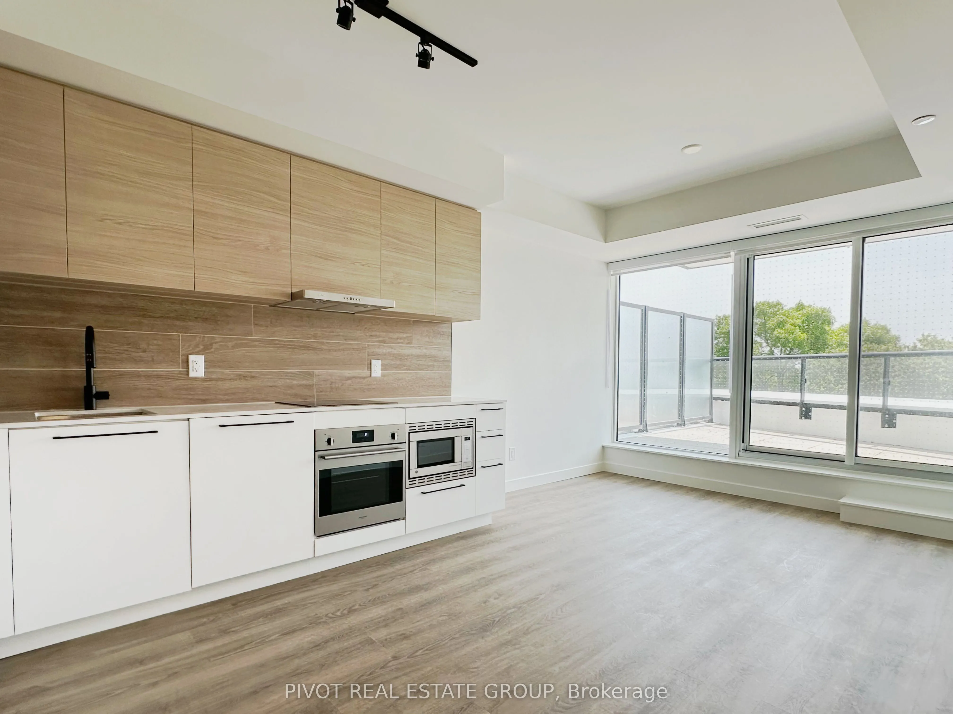 1050 Eastern Avenue #305