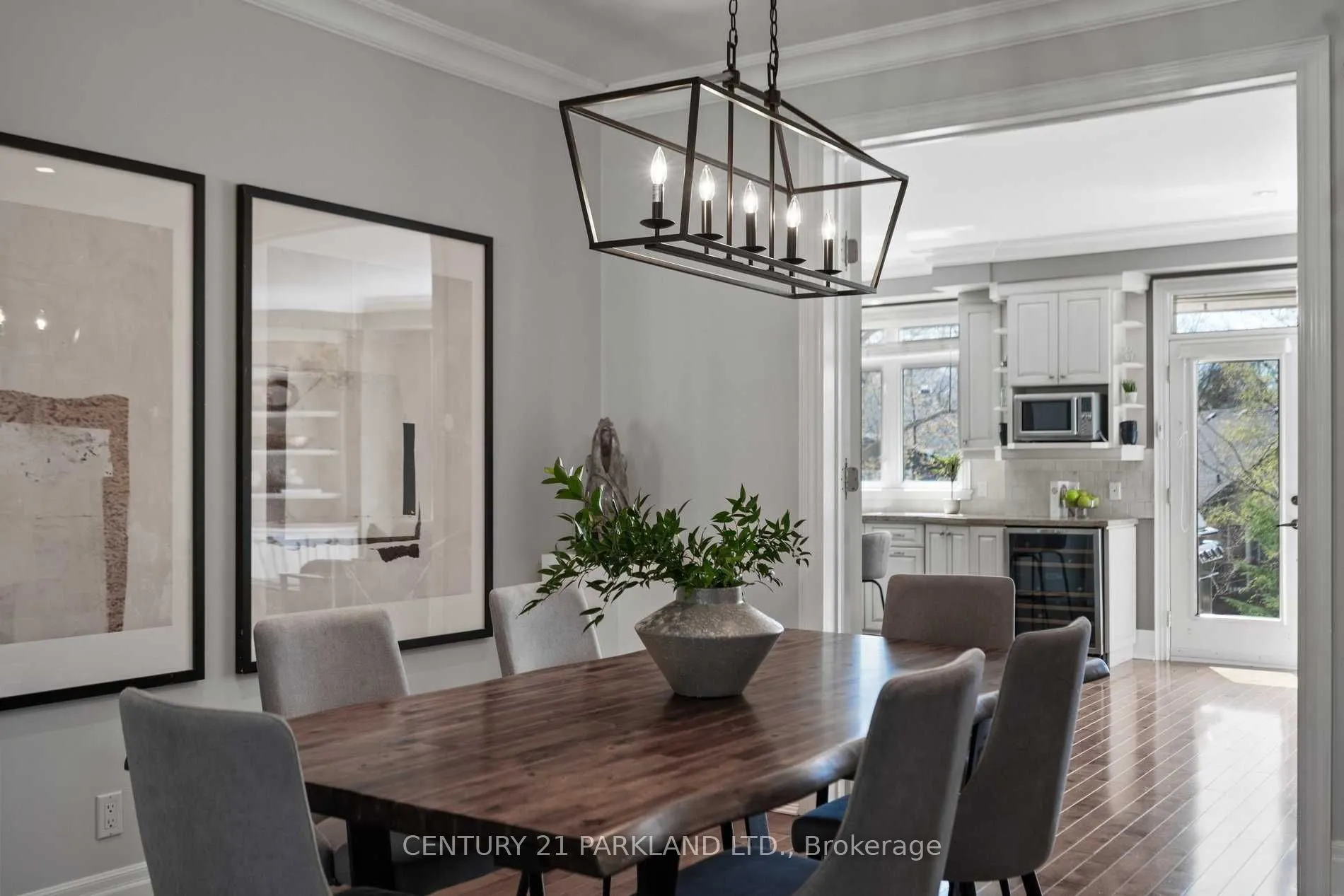 2 Leonard Circle