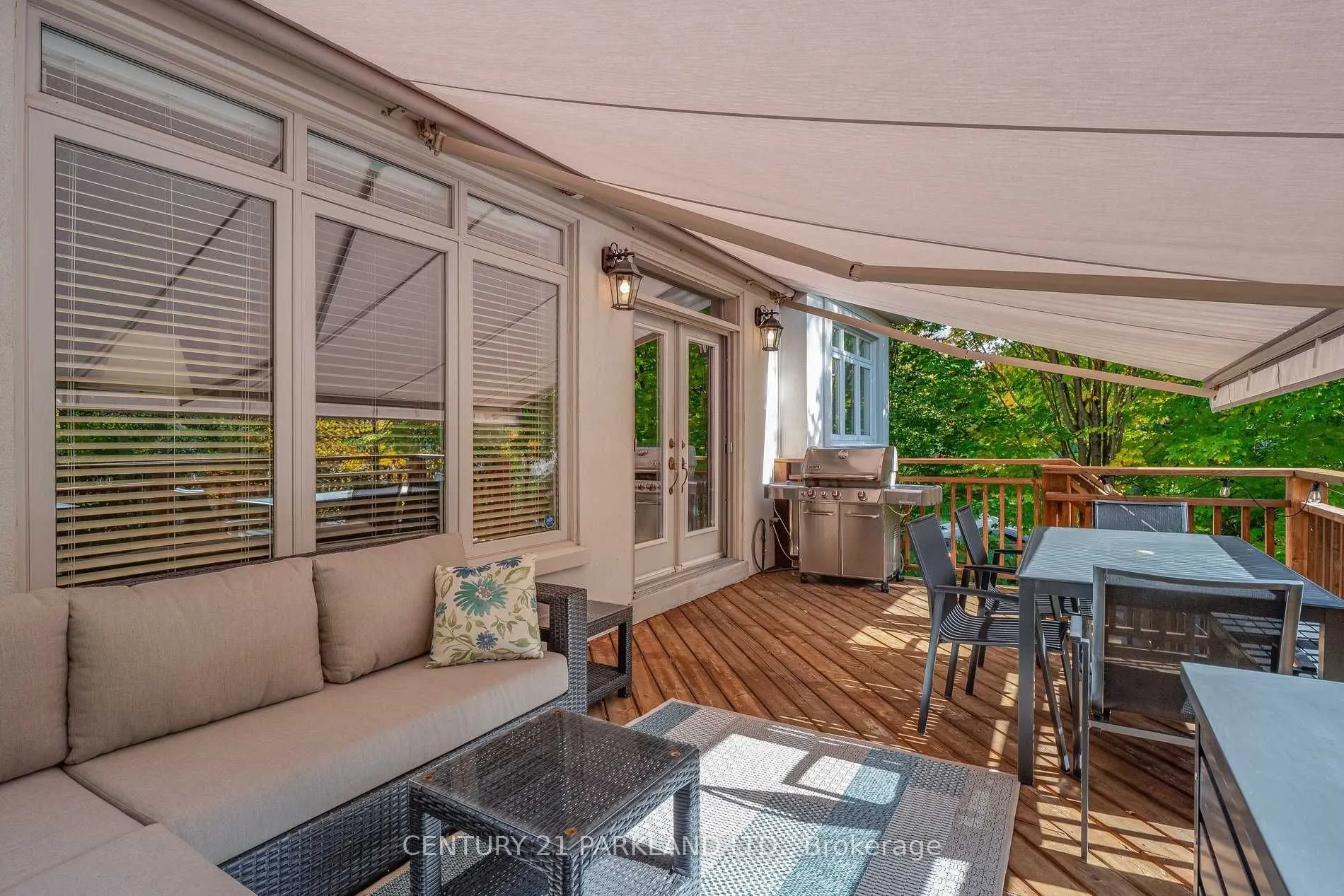 2 Leonard Circle