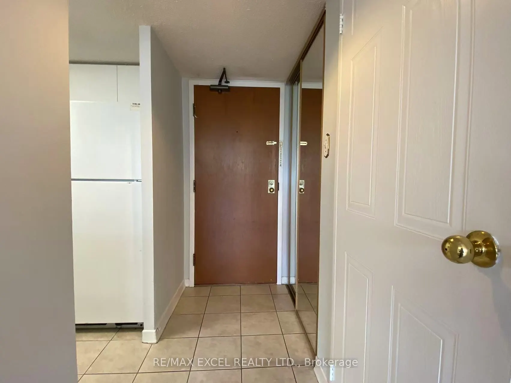 150 Alton Towers Circle, #301