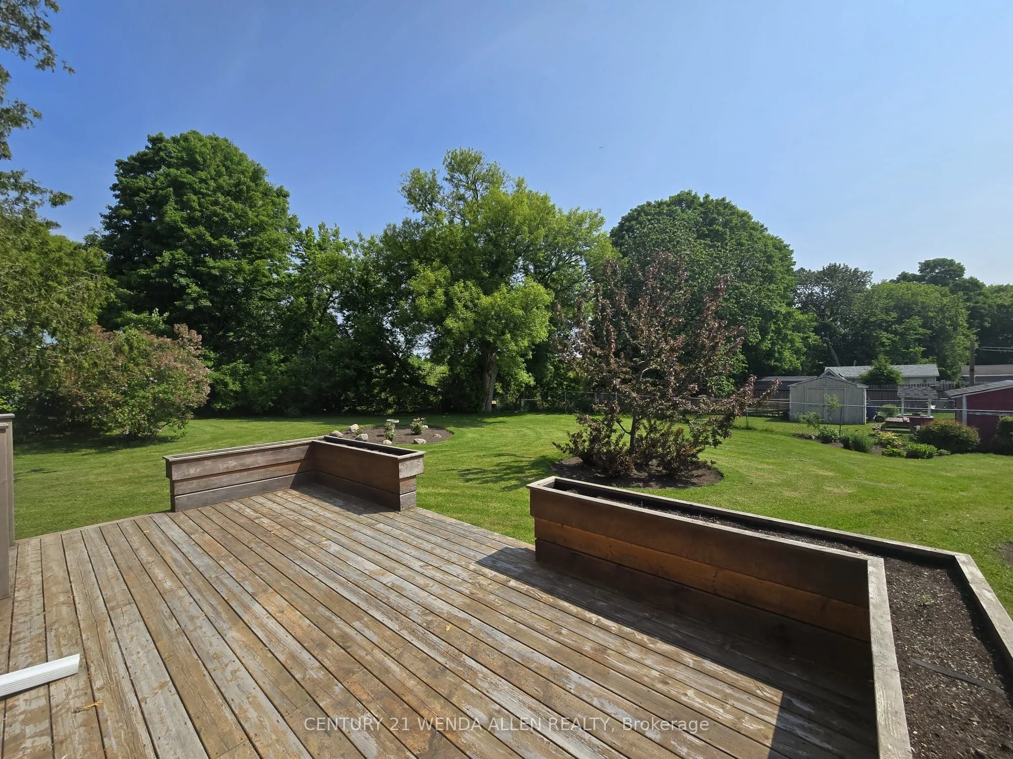 995 Cedar Street