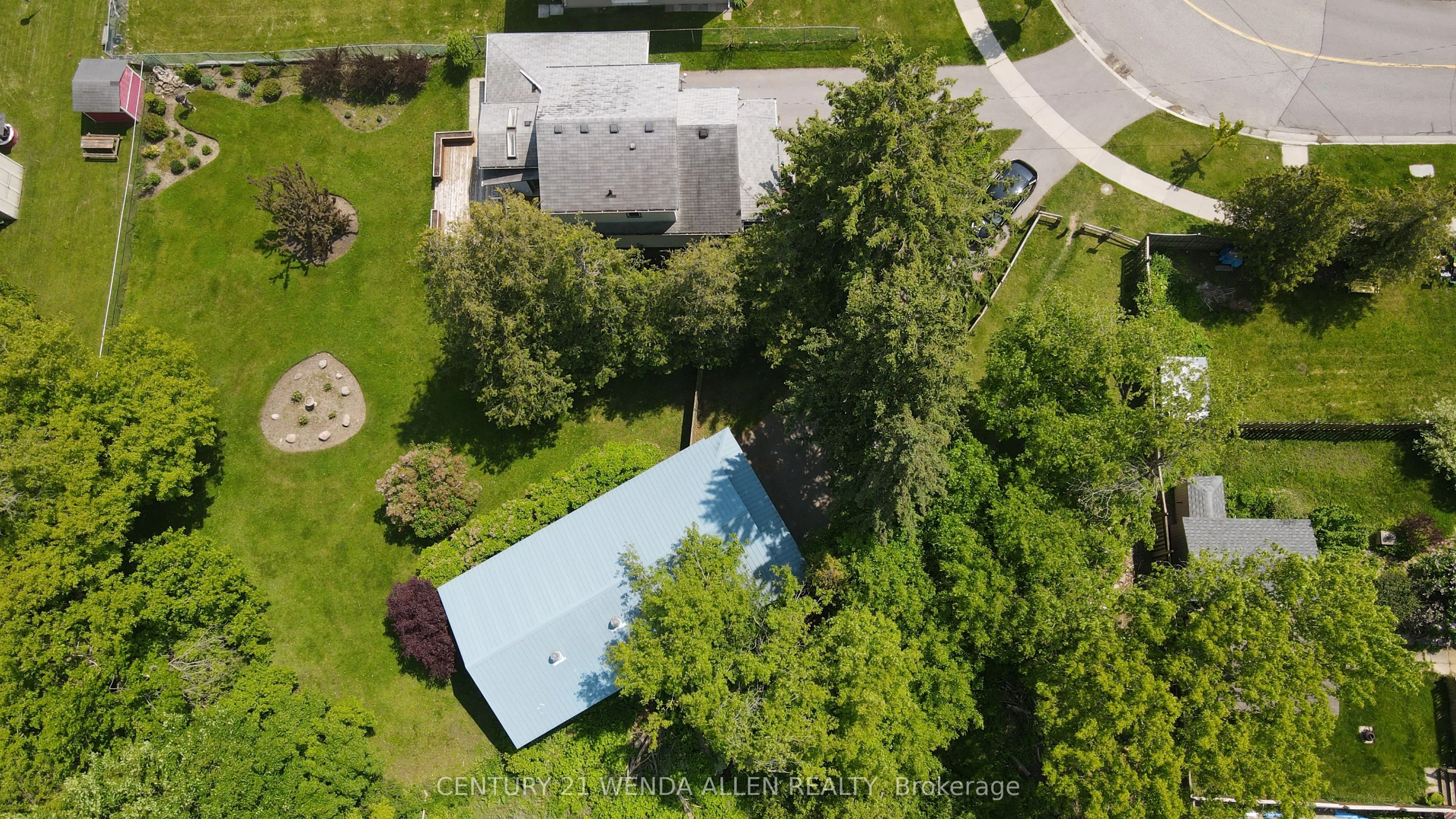 995 Cedar Street