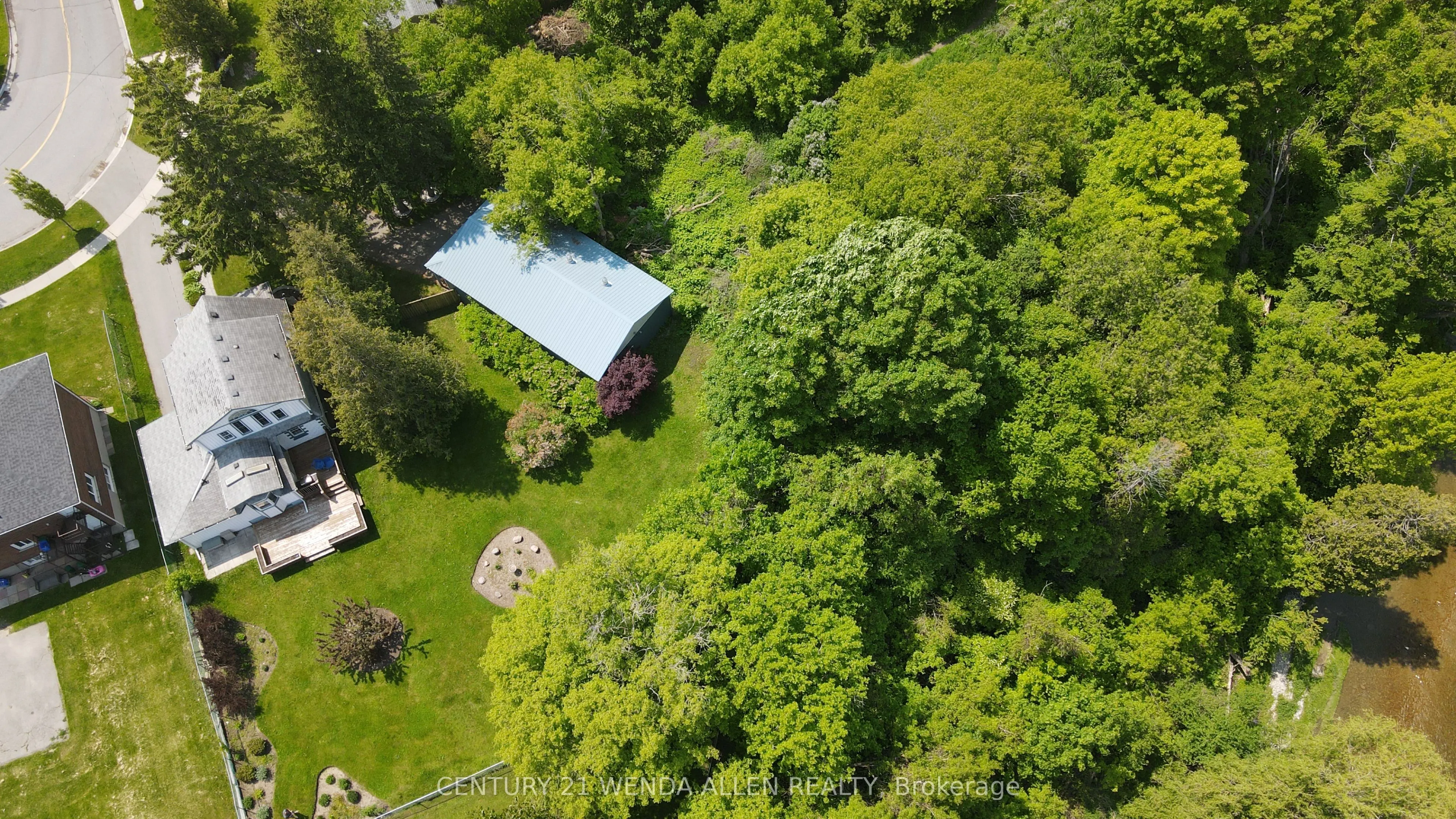 995 Cedar Street