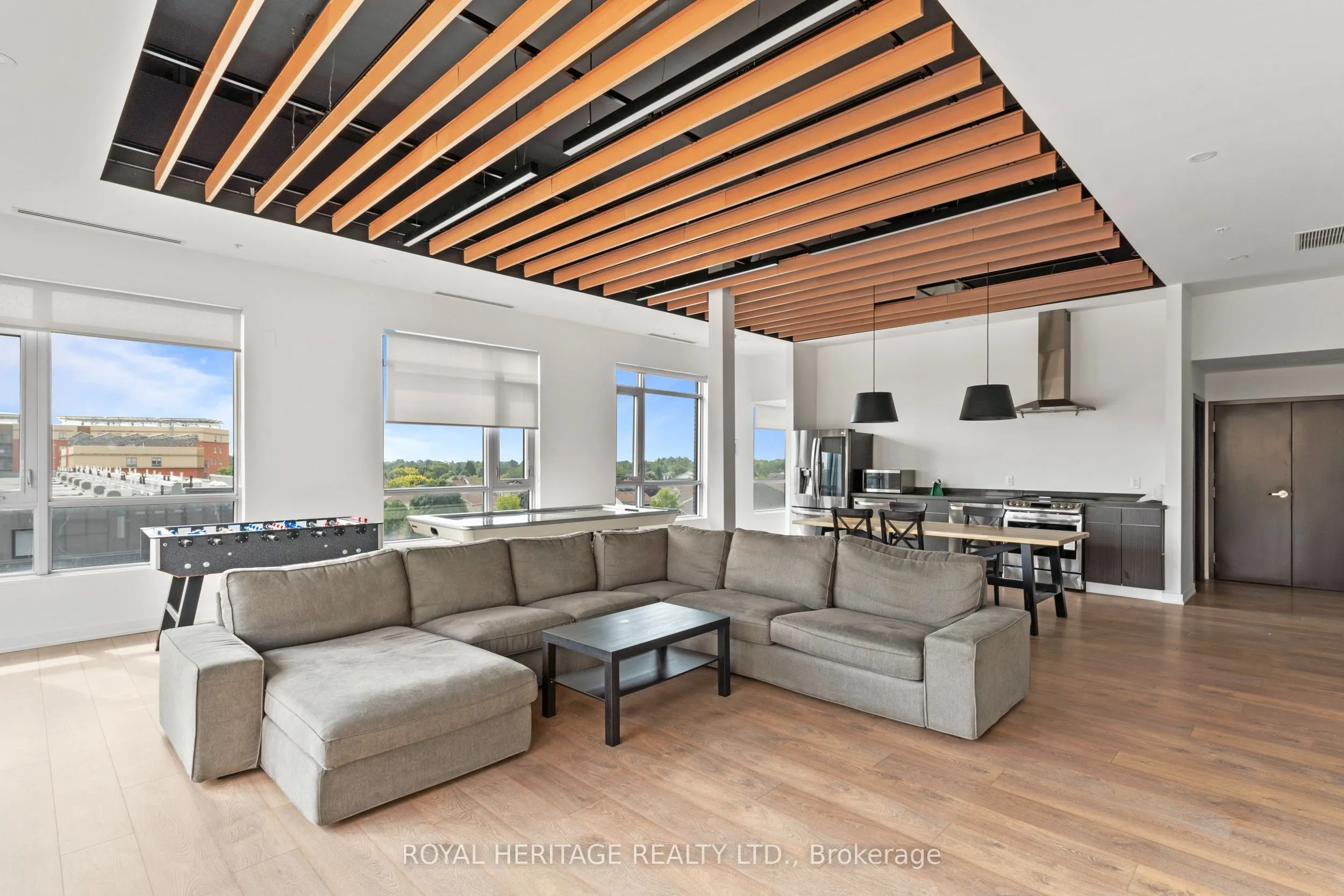 1800 Simcoe Street N #307