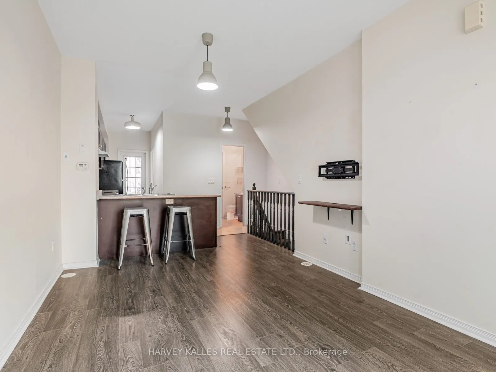 29 Island Road, #15