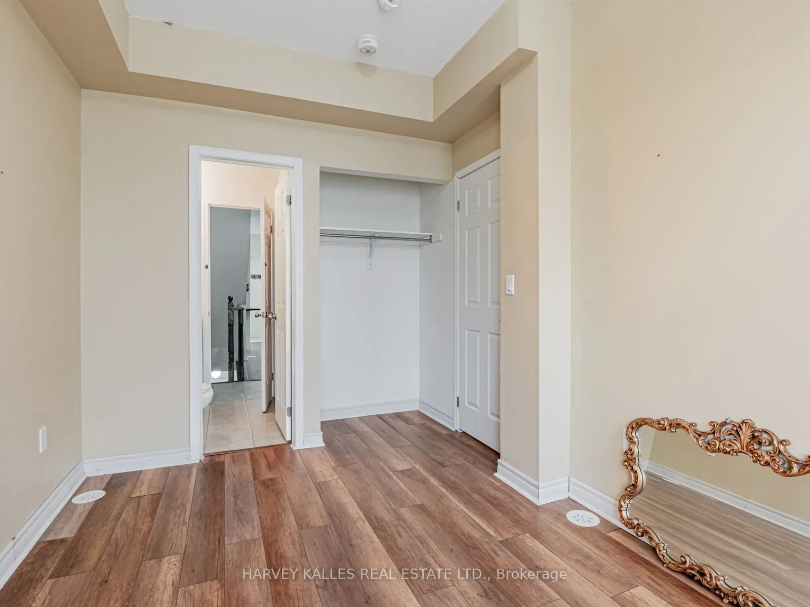 29 Island Road, #15