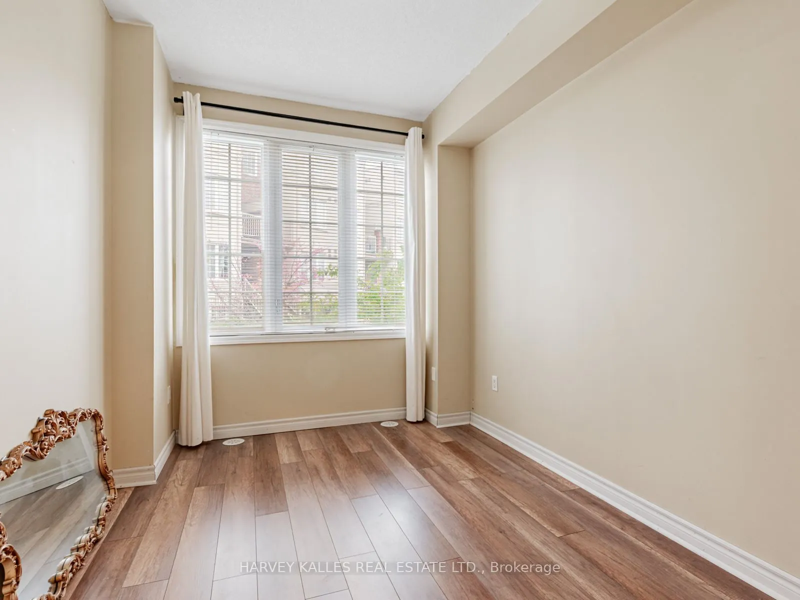 29 Island Road, #15