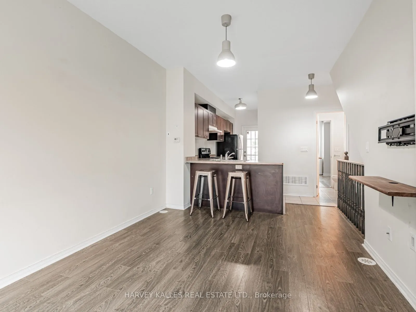 29 Island Road, #15