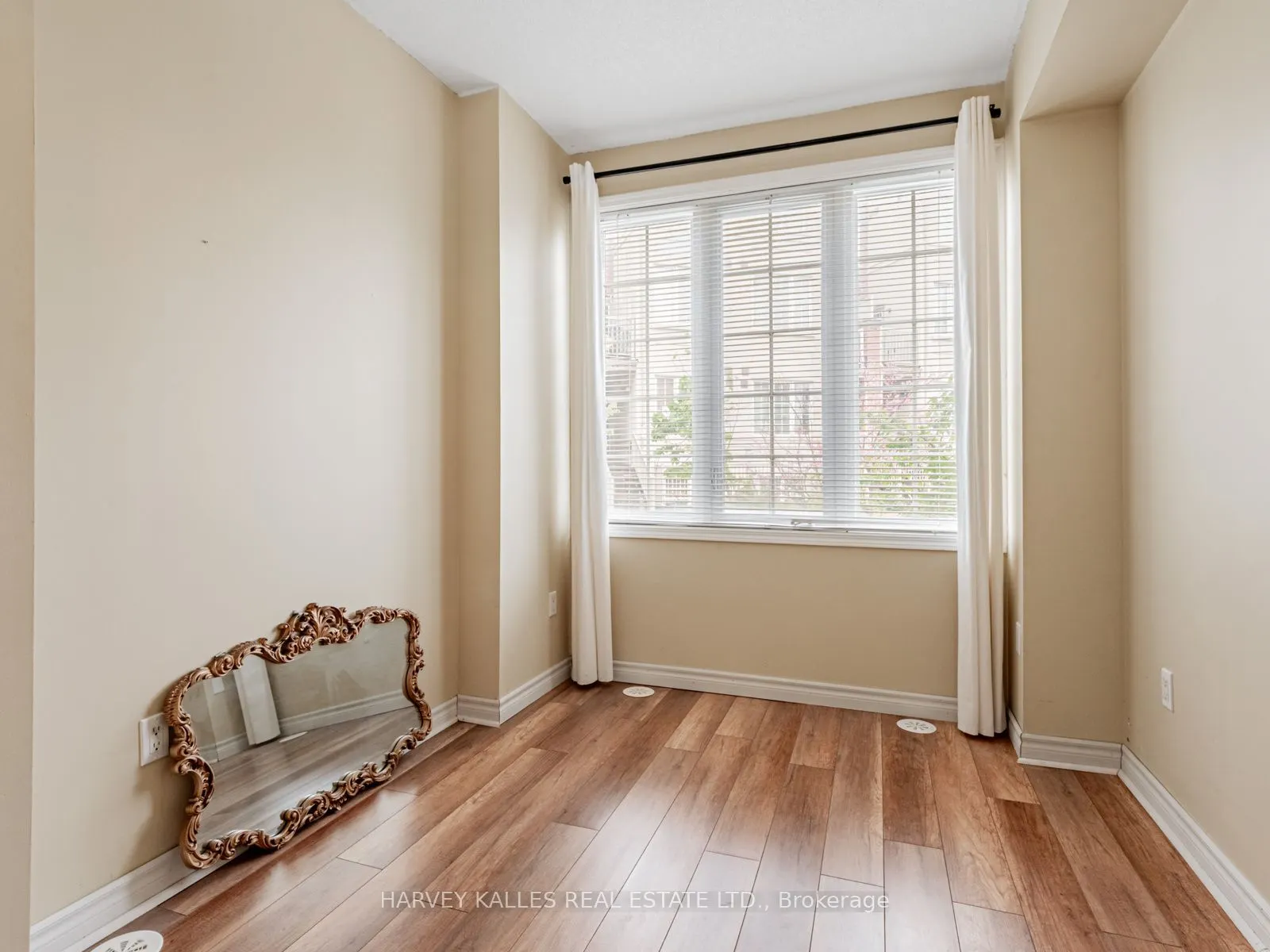 29 Island Road, #15