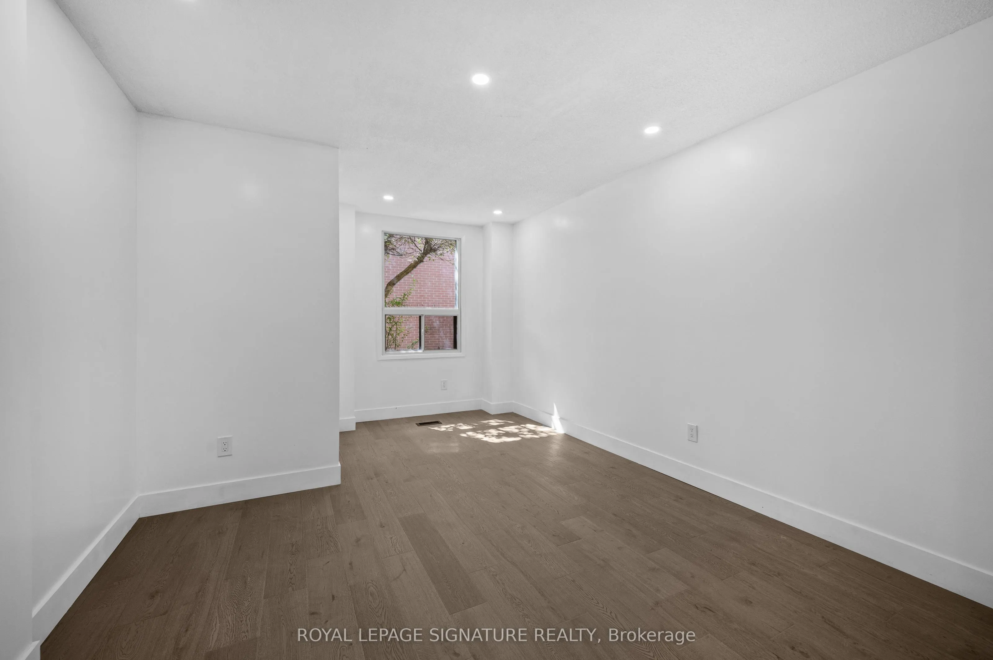275 Broadview Avenue, #92