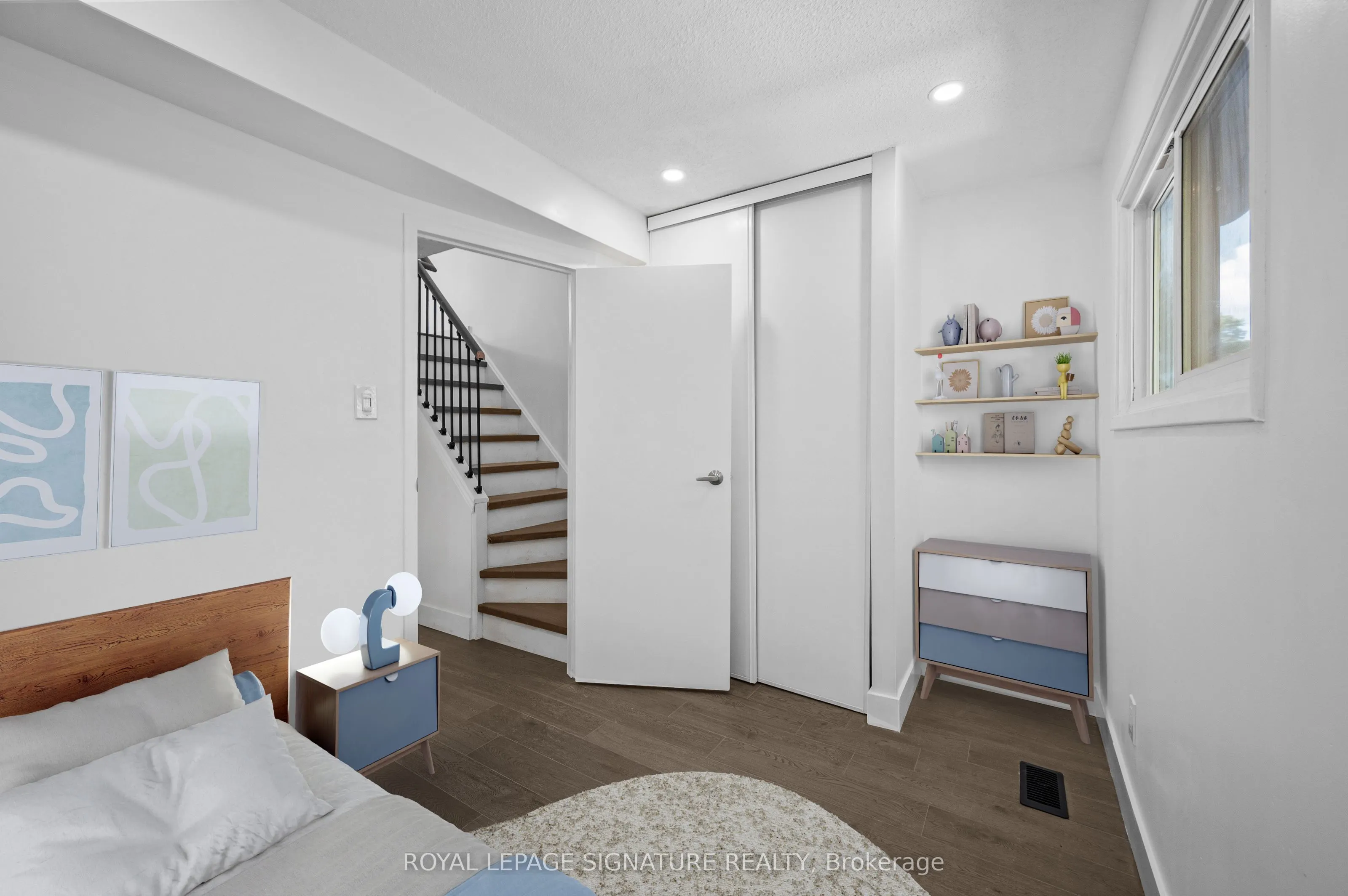 275 Broadview Avenue, #92