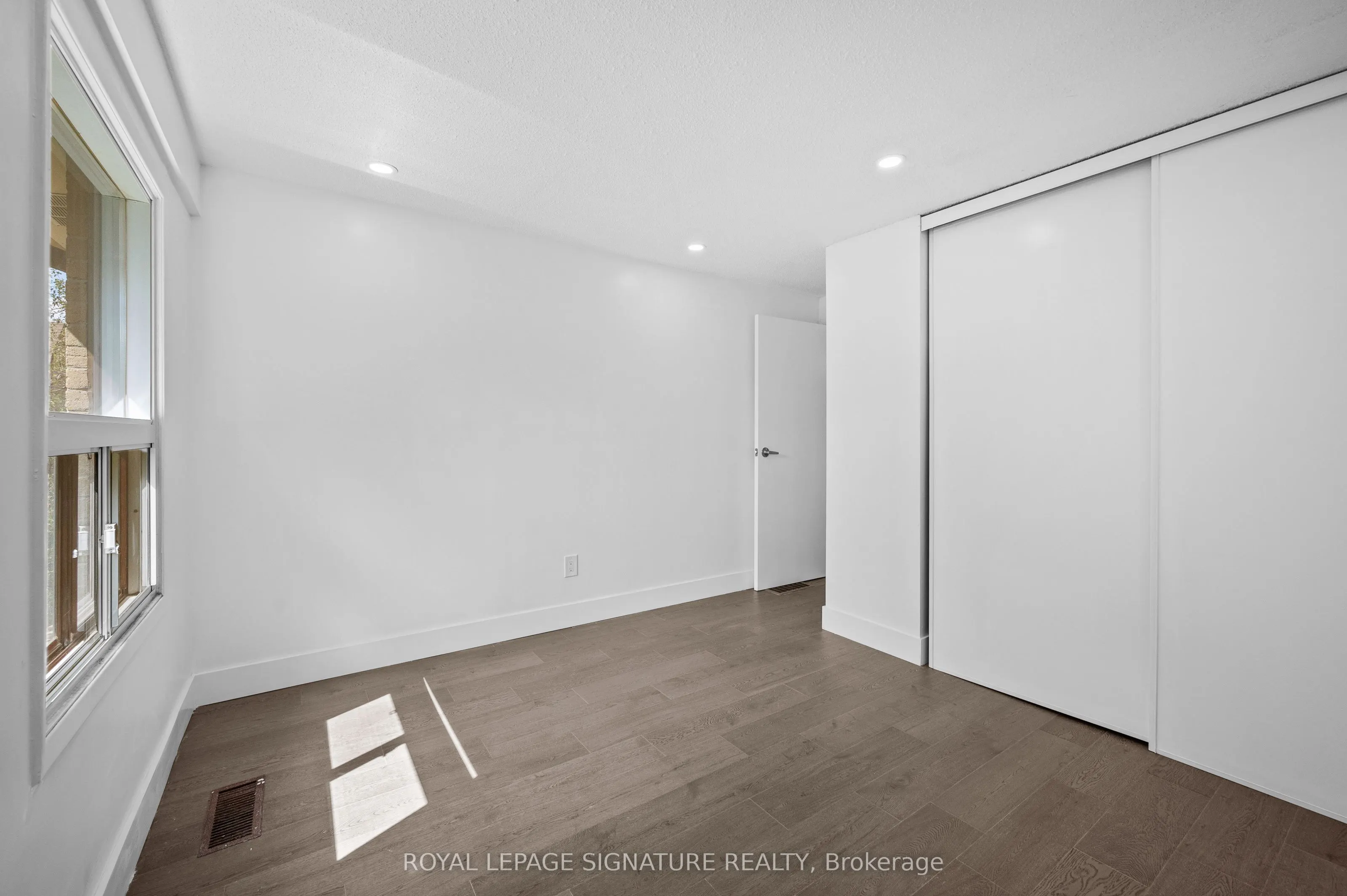 275 Broadview Avenue, #92