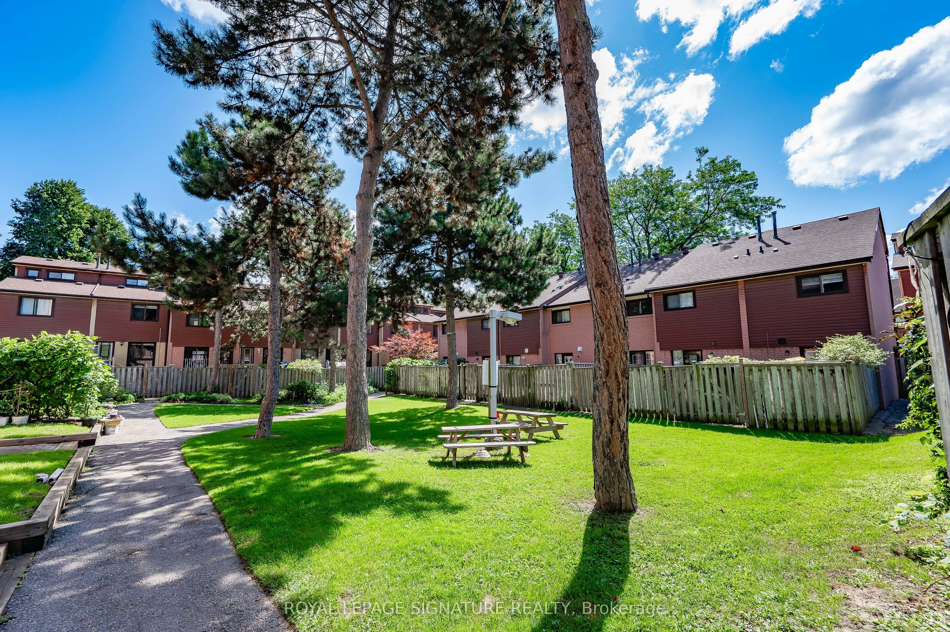 275 Broadview Avenue, #92