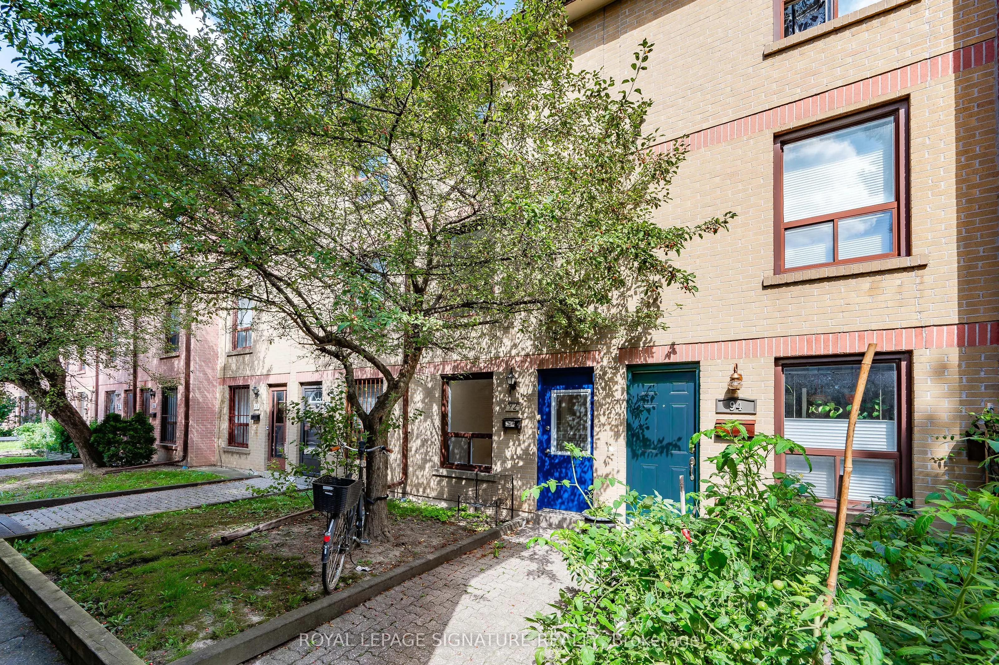 275 Broadview Avenue, #92