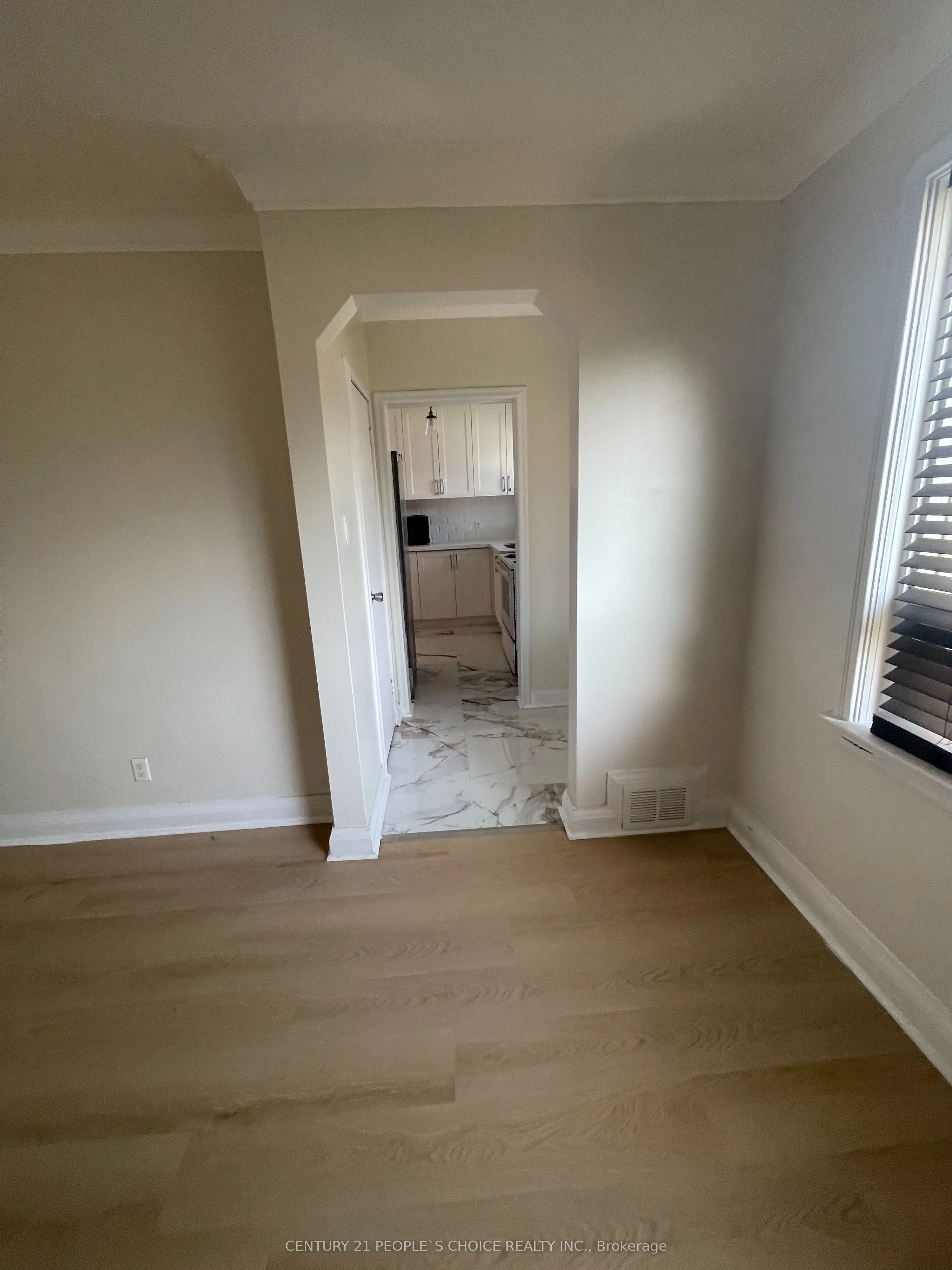 4 Colony Road