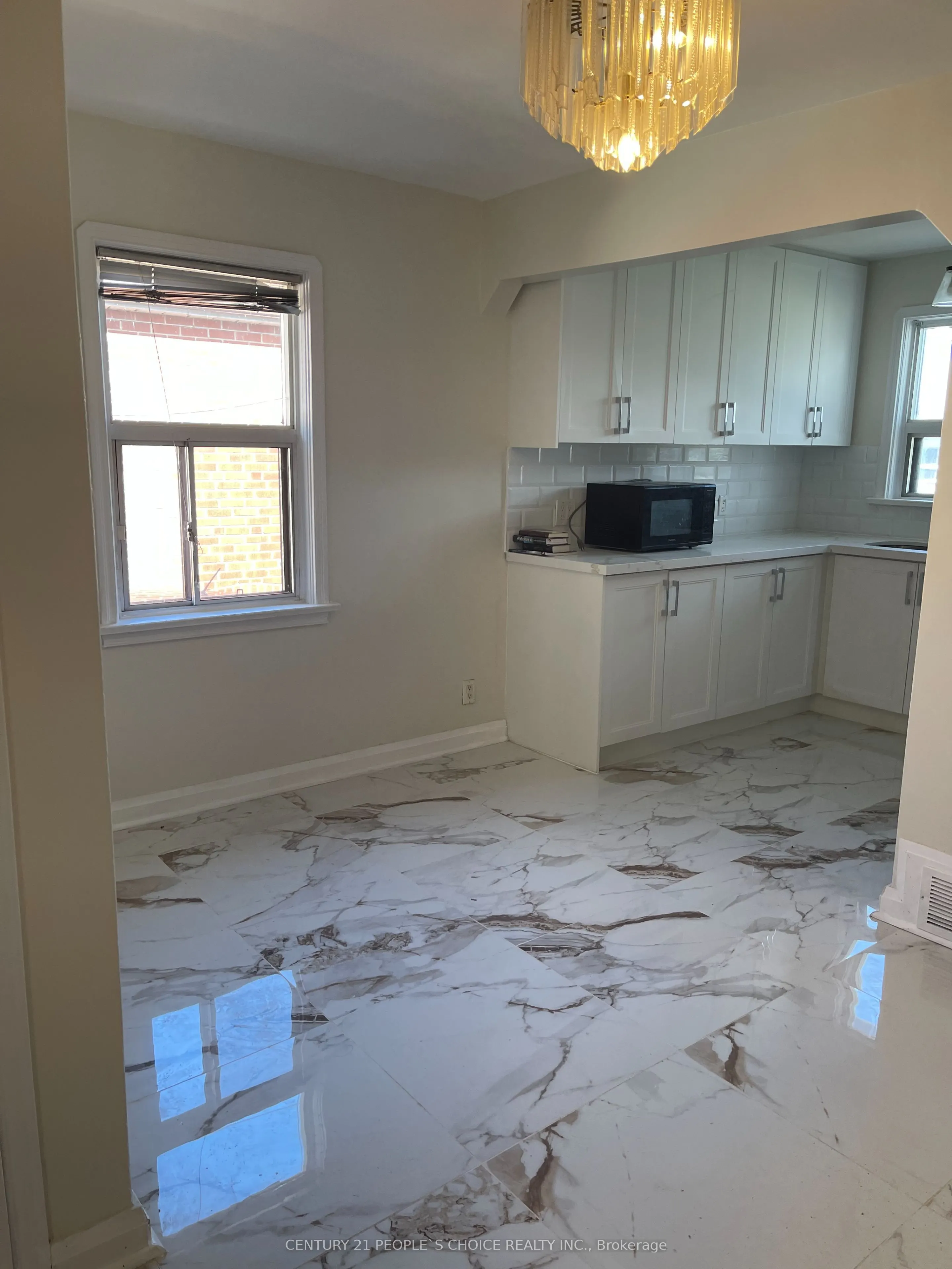 4 Colony Road