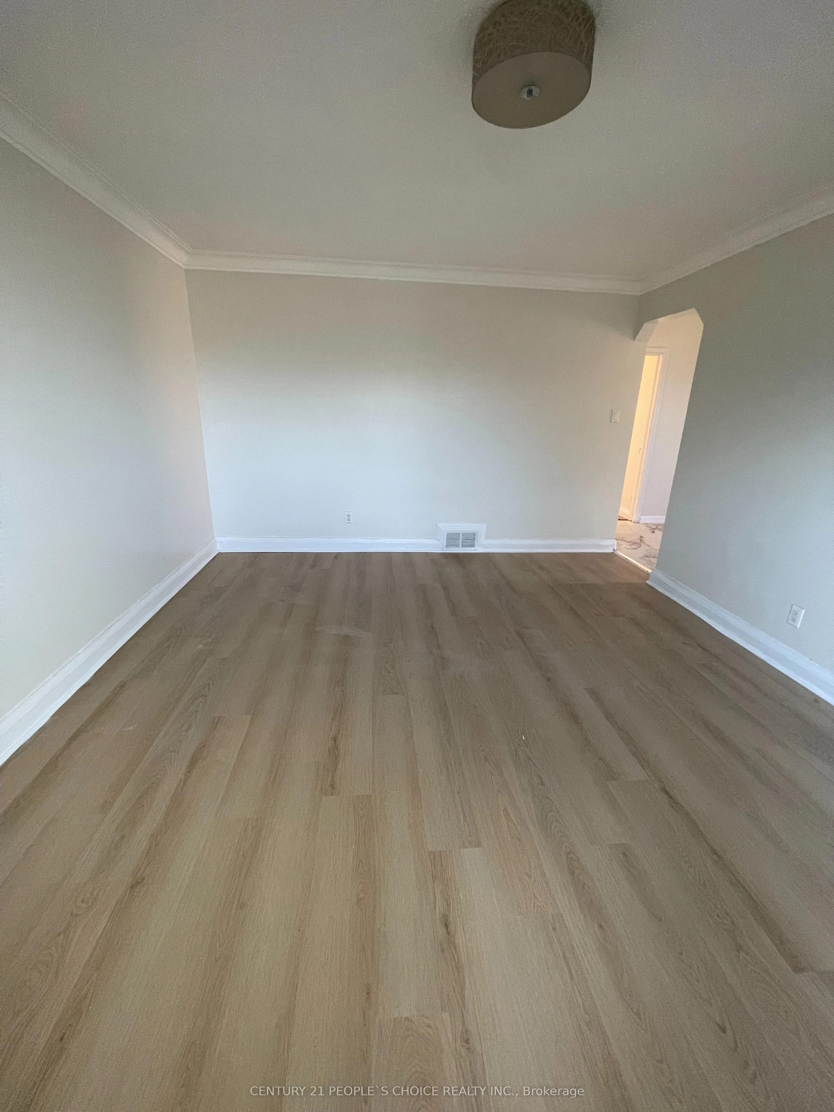 4 Colony Road