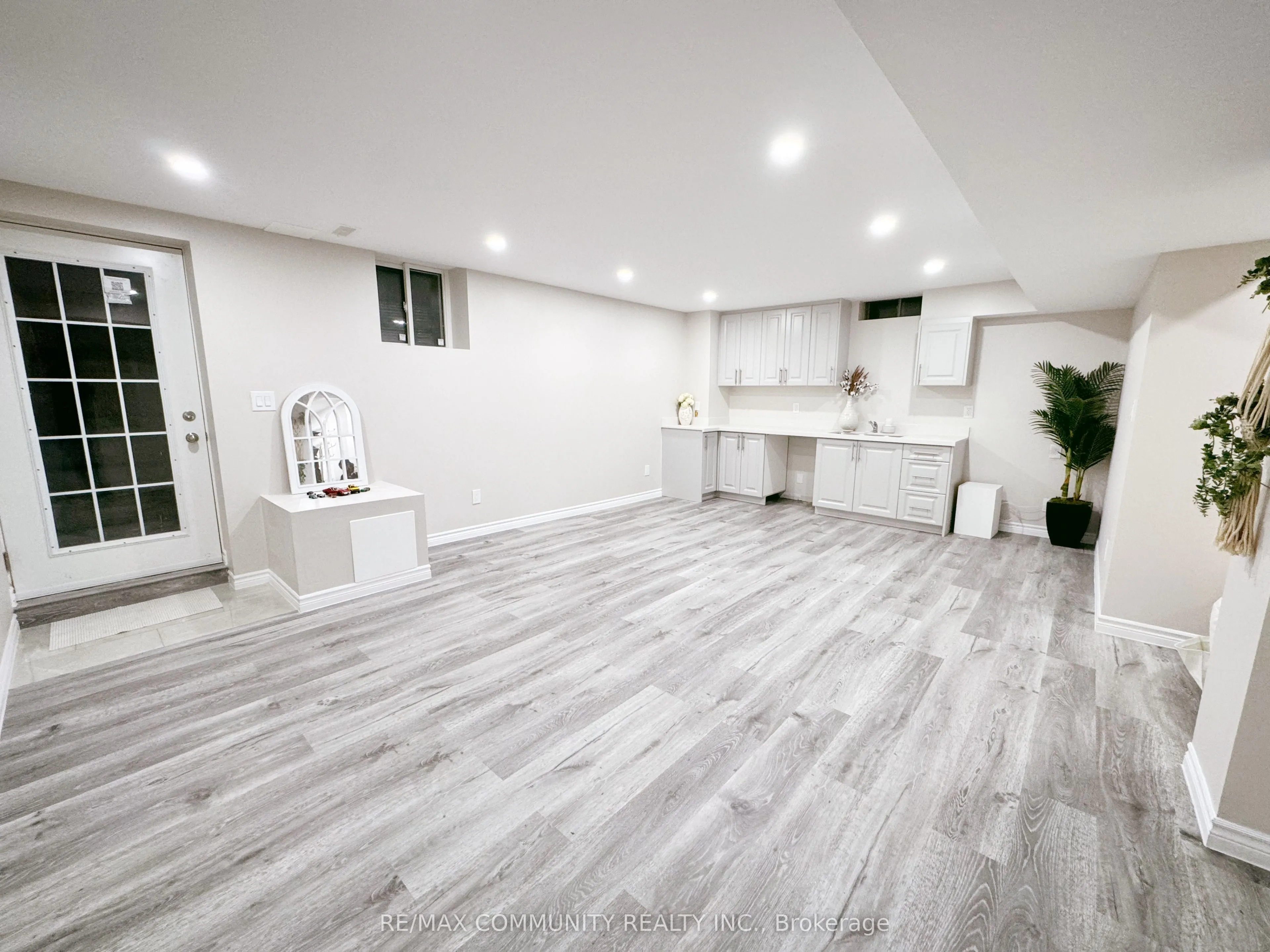 19 Yvette Street, #Basement