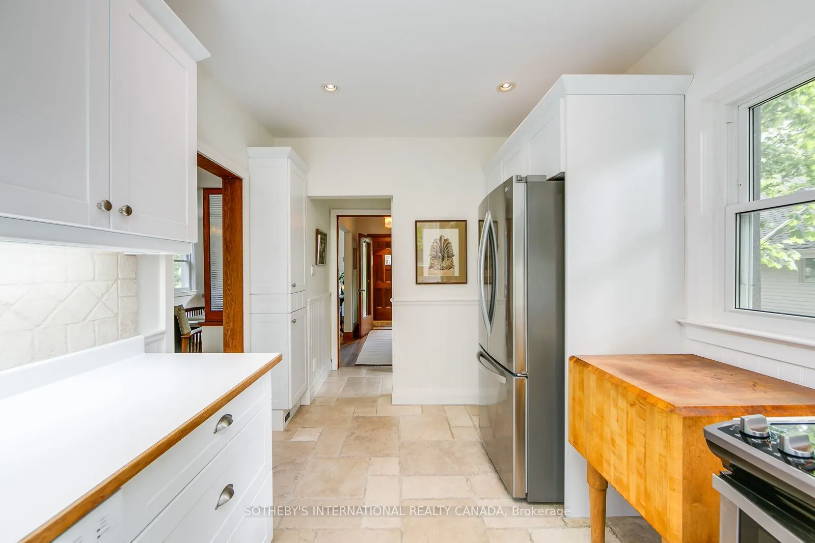5 Springbank Avenue