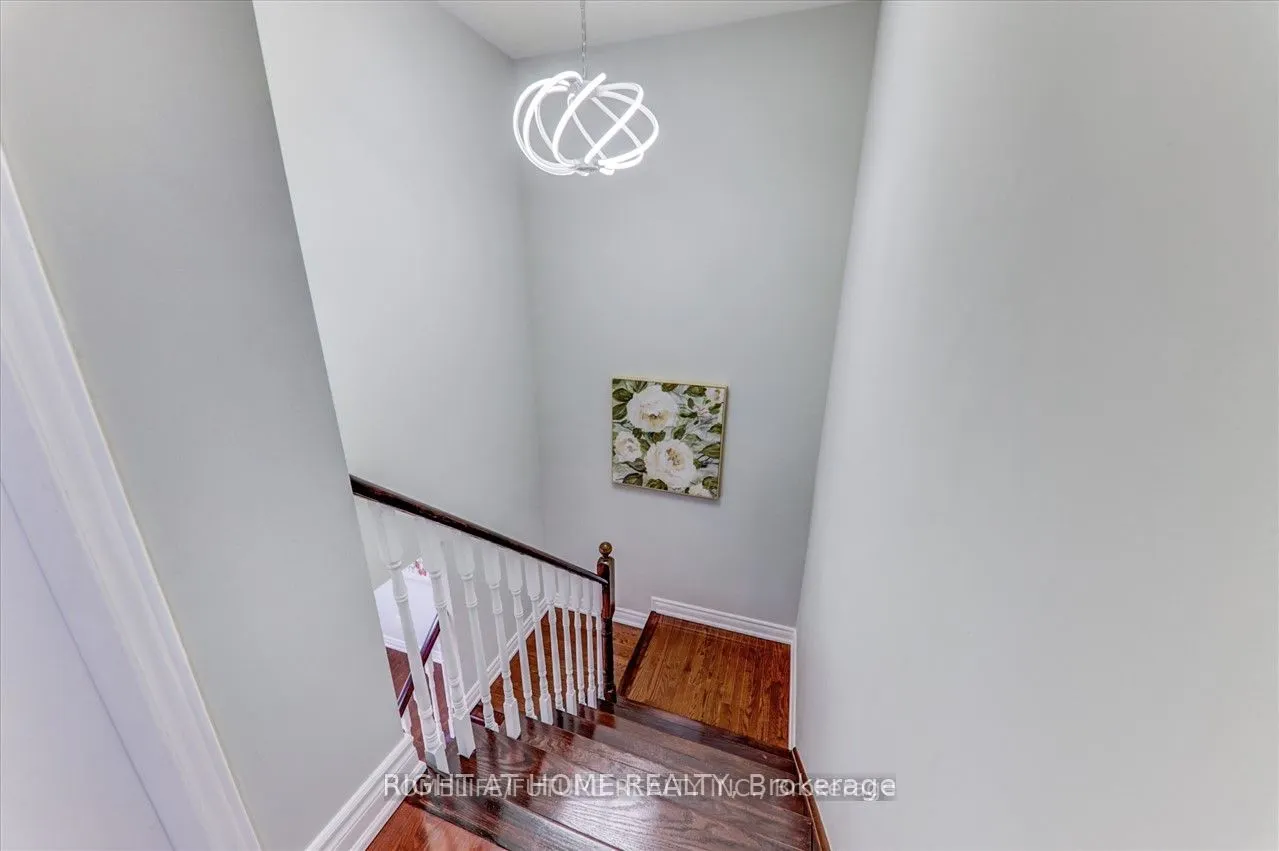 5 Hollier Drive
