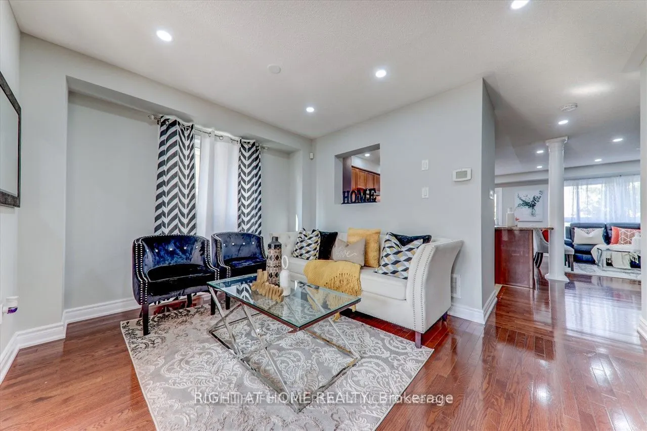 5 Hollier Drive