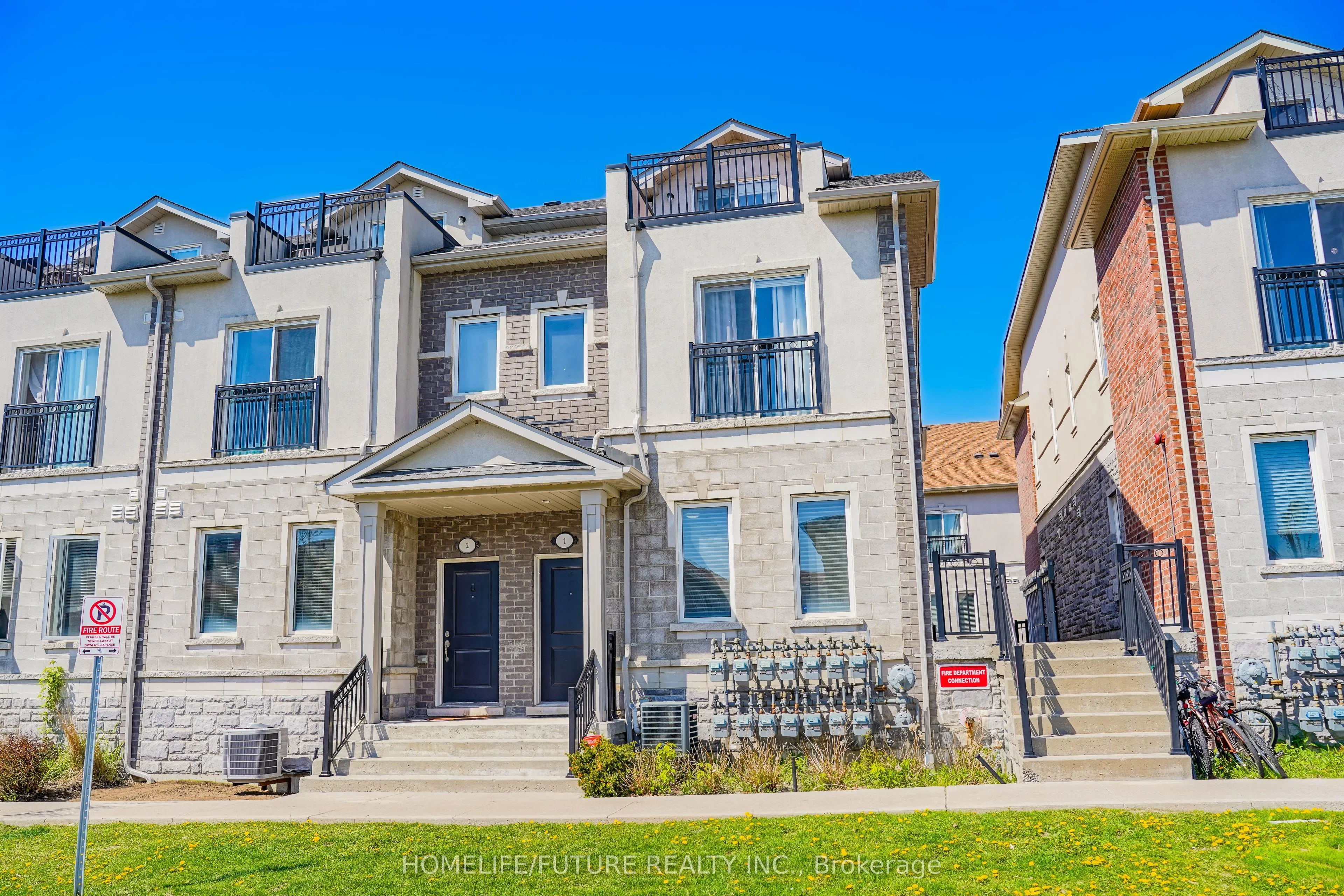 1040 Elton Way, #1