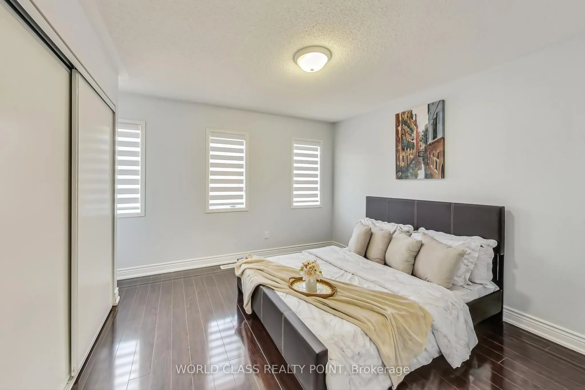 28 Marriner Crescent