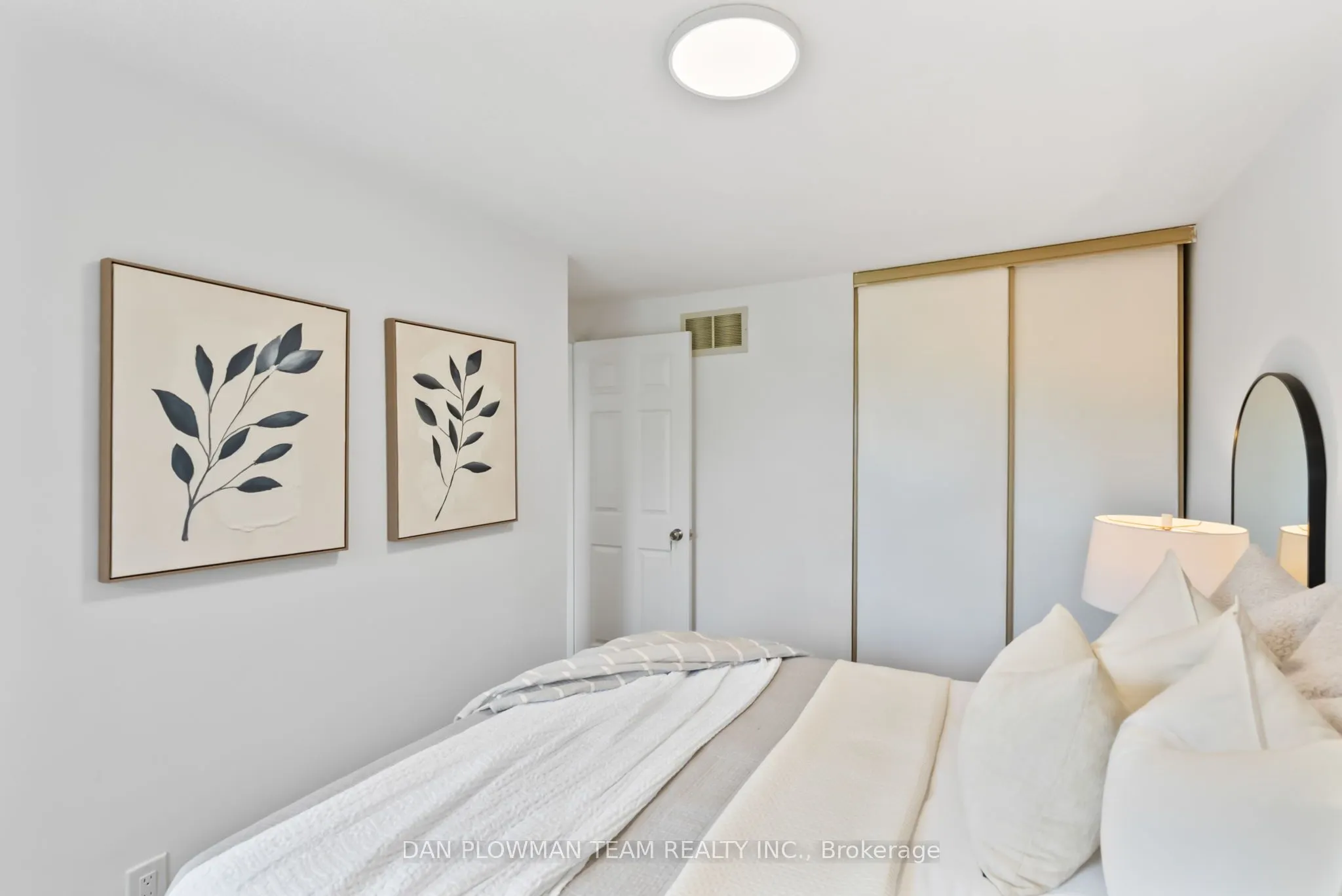 1411 Beaverbrook Court