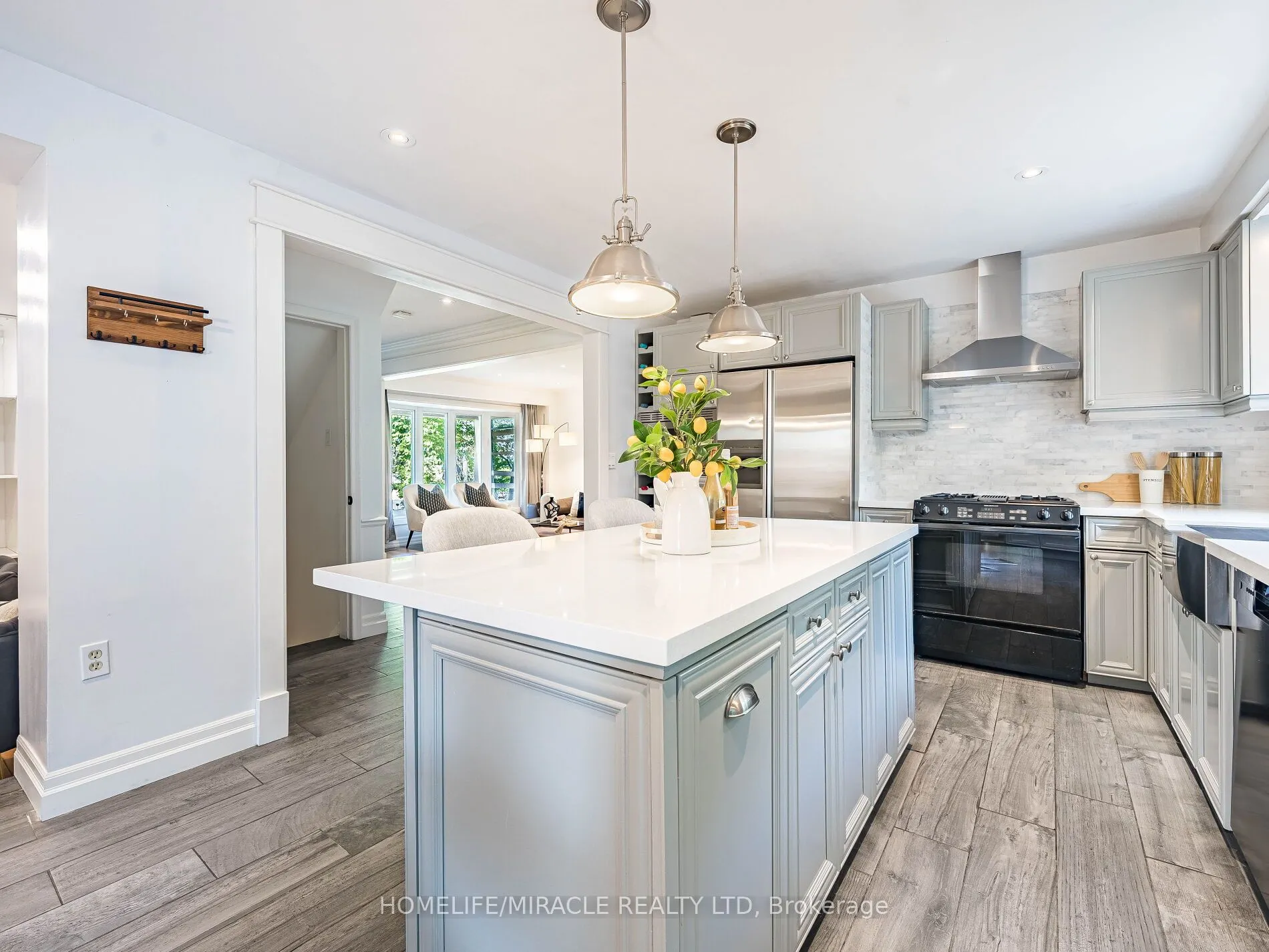 7 Chapais Crescent