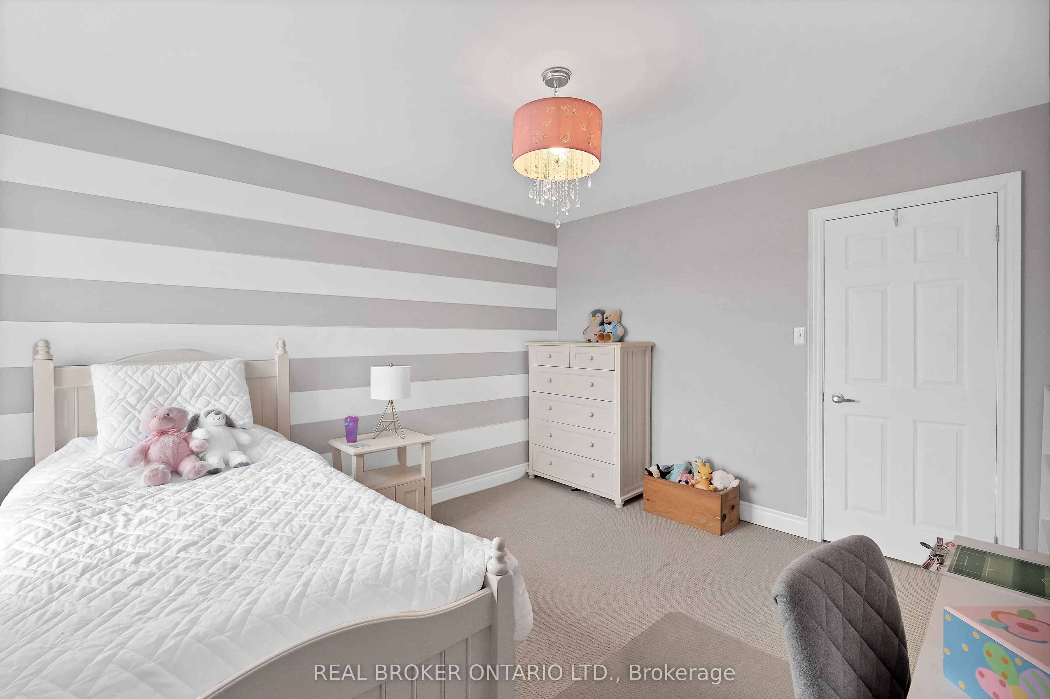 31 Mastwood Crescent