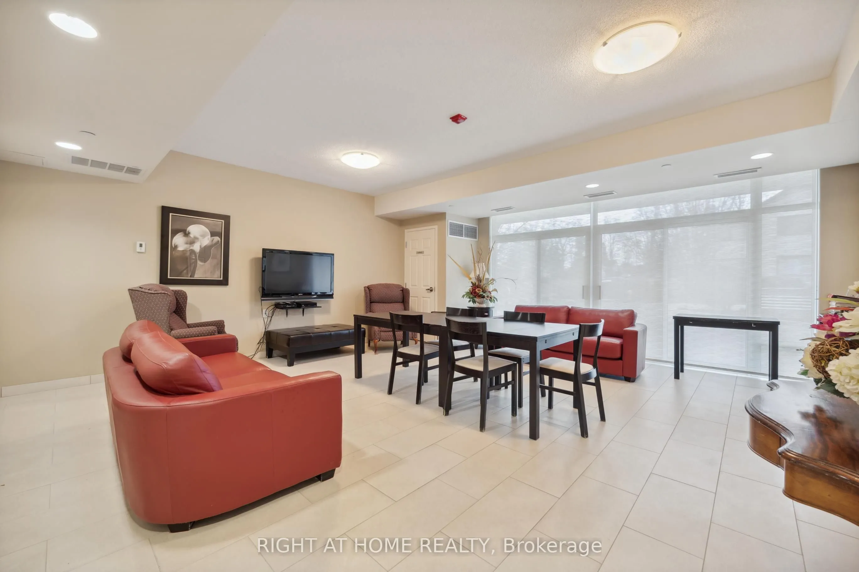 171 Shanly Street, #205