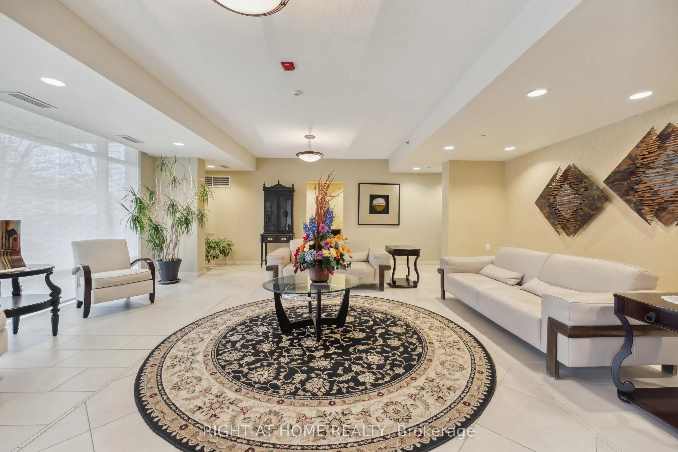 171 Shanly Street, #205