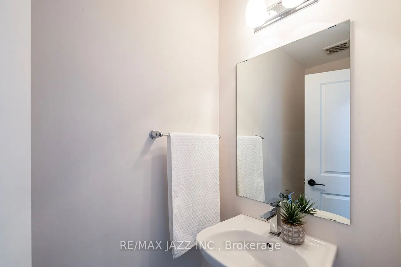 74 Ambereen Place