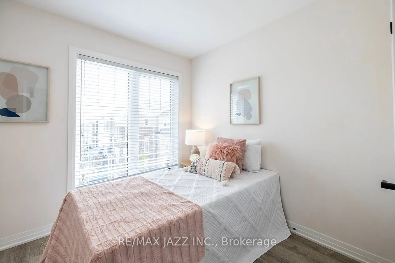 74 Ambereen Place