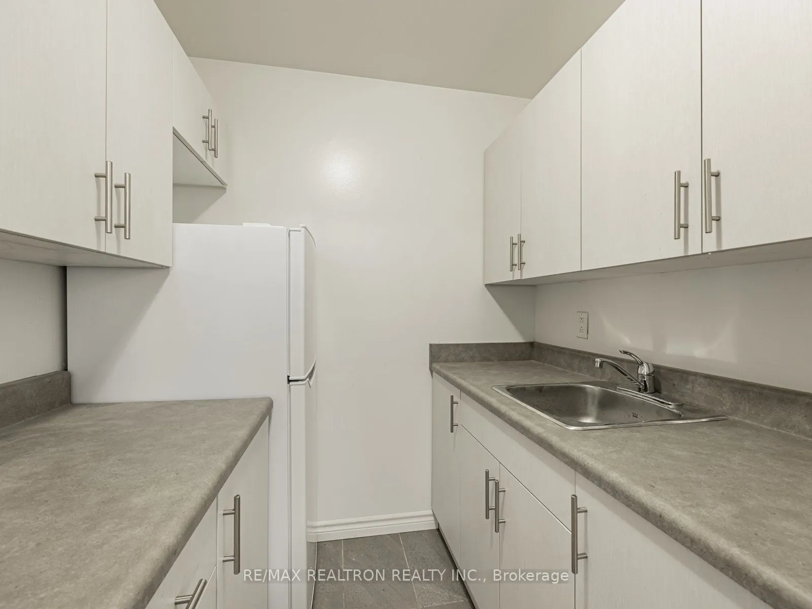 165 Cosburn Avenue #307