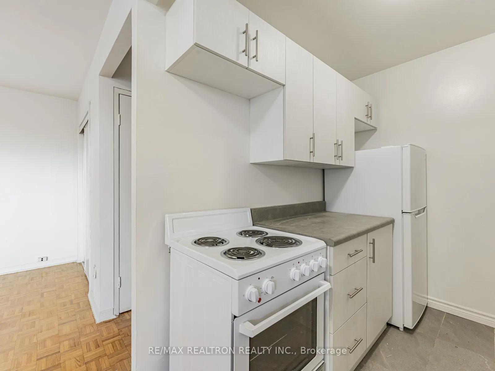 165 Cosburn Avenue #307