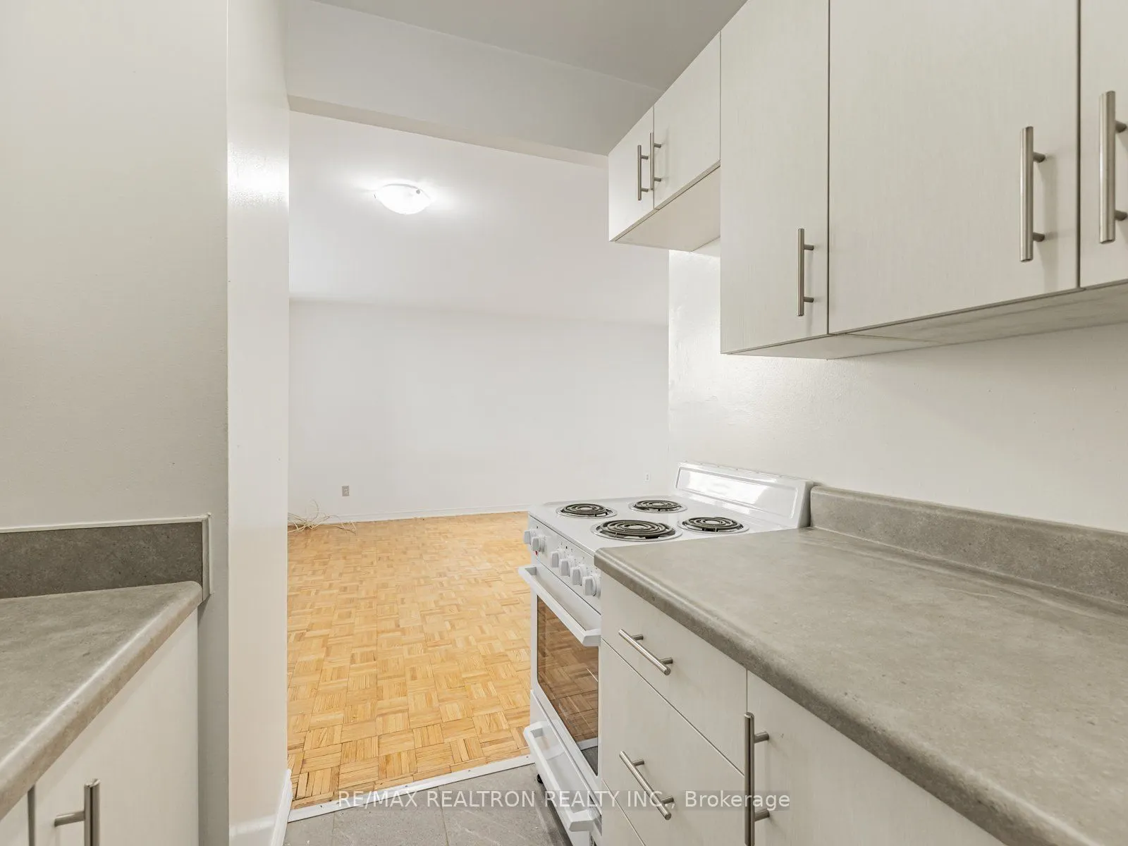 165 Cosburn Avenue #307
