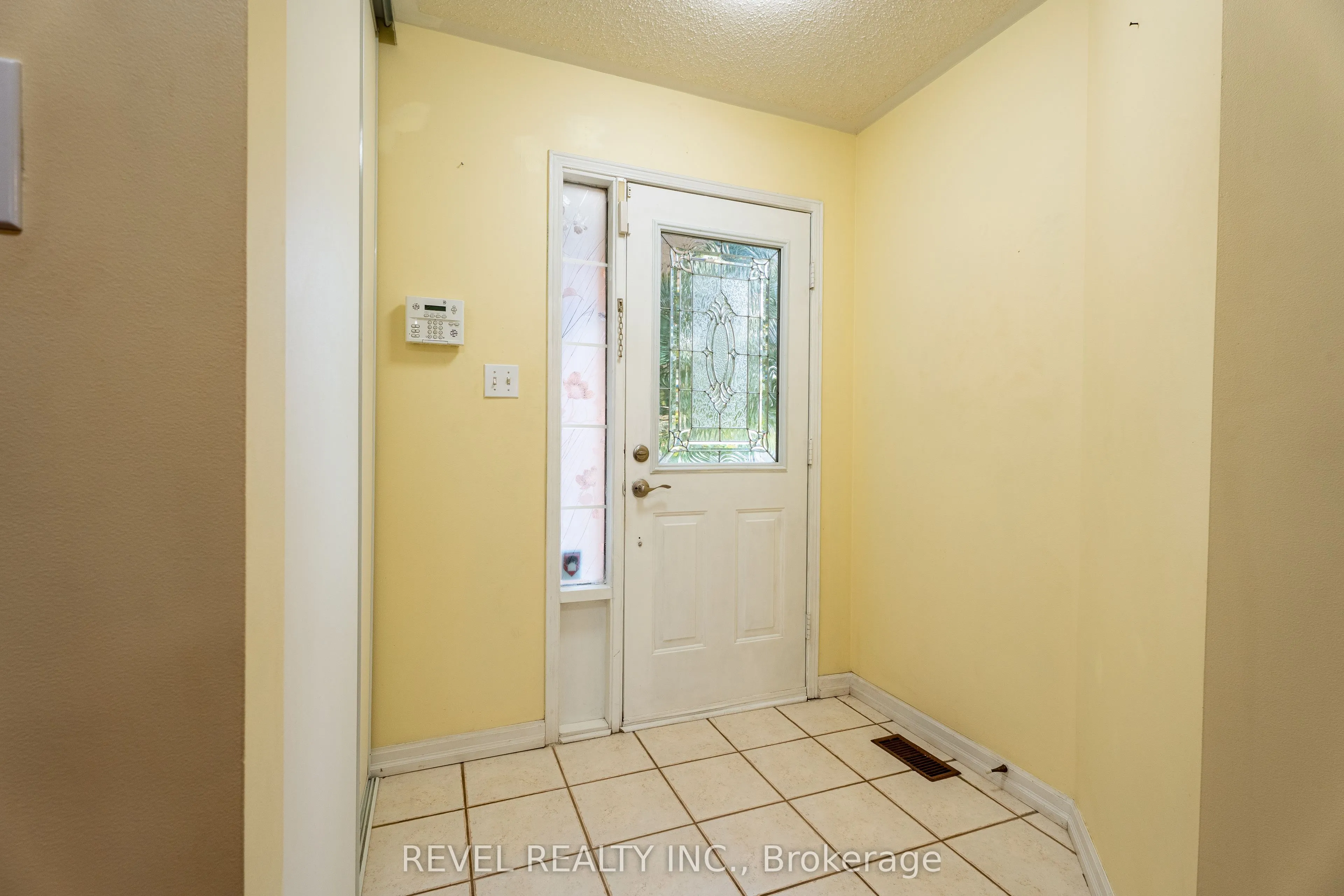 117 Apple Blossom Boulevard