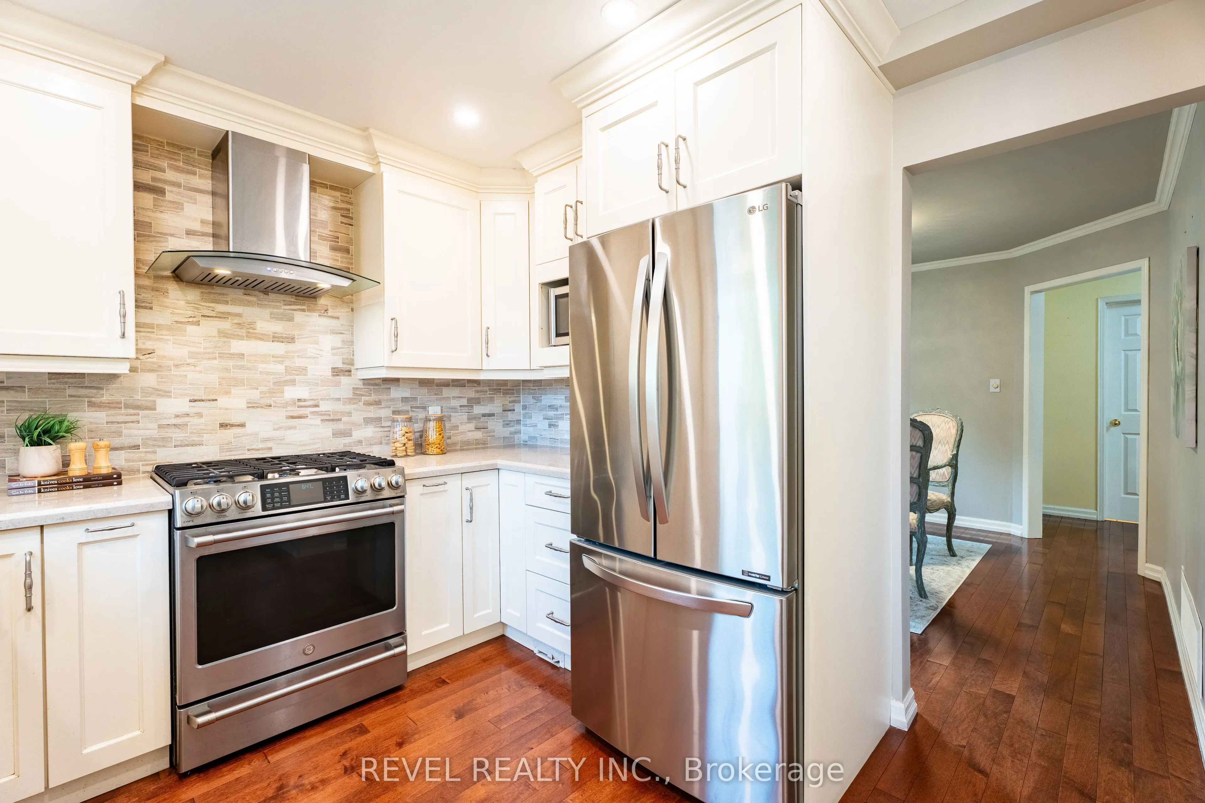 117 Apple Blossom Boulevard