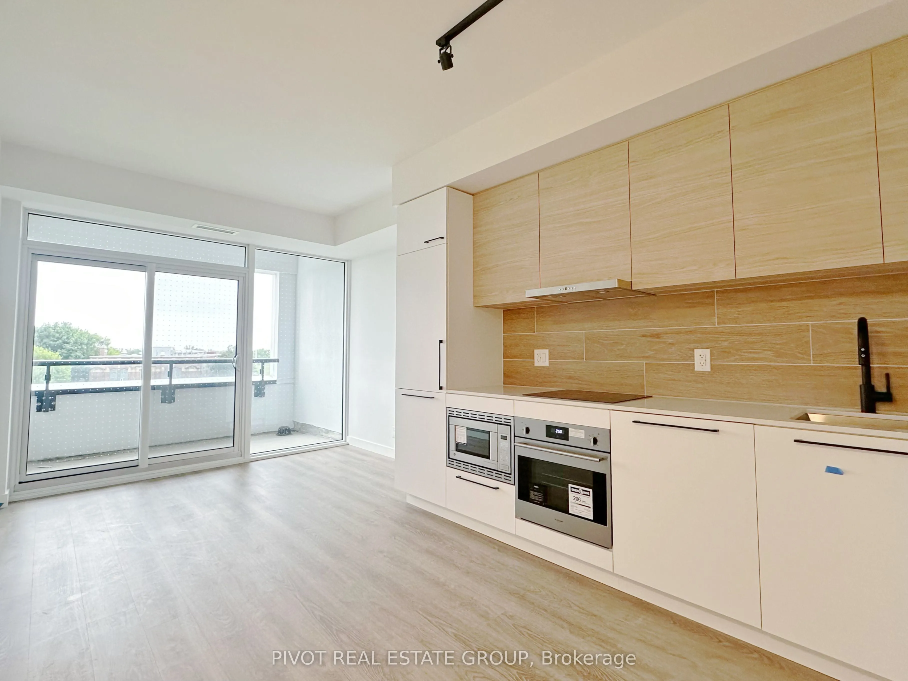 1050 Eastern Avenue, #409